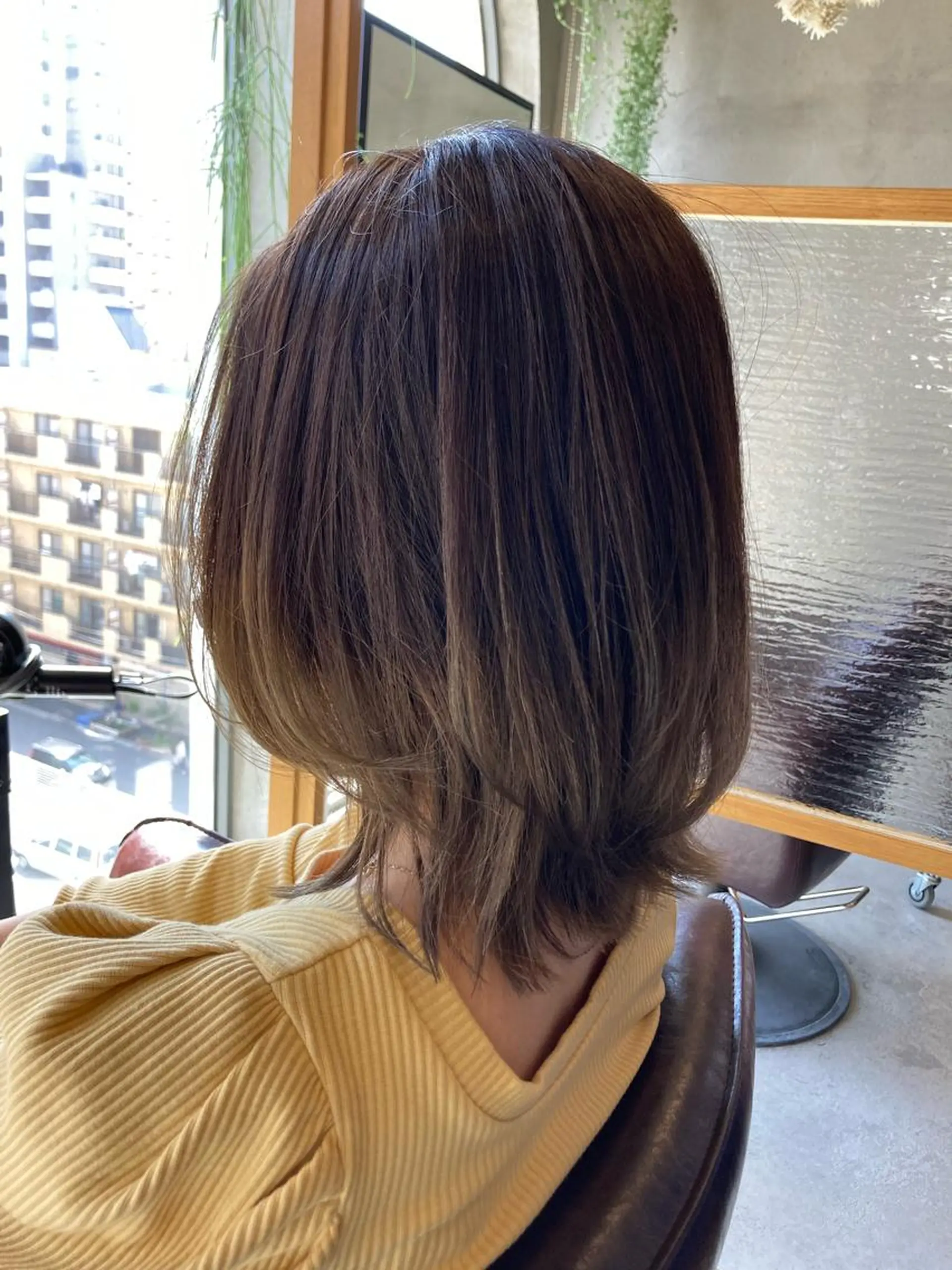 ミディアム カラー 大方 いくみのヘアスタイル