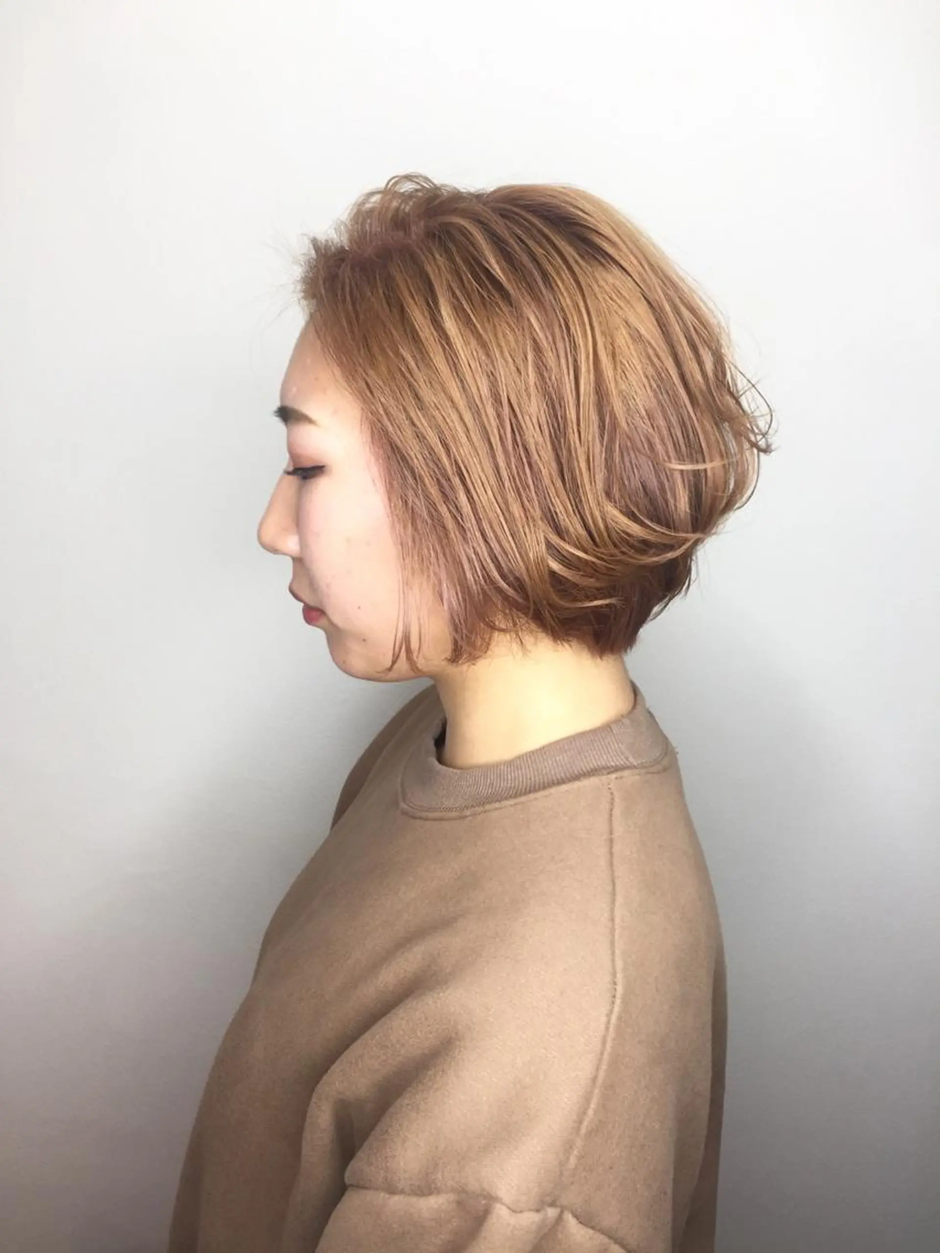 ショート カラー ヘアカラー トリートメント 稲田 結衣夏のヘアスタイル