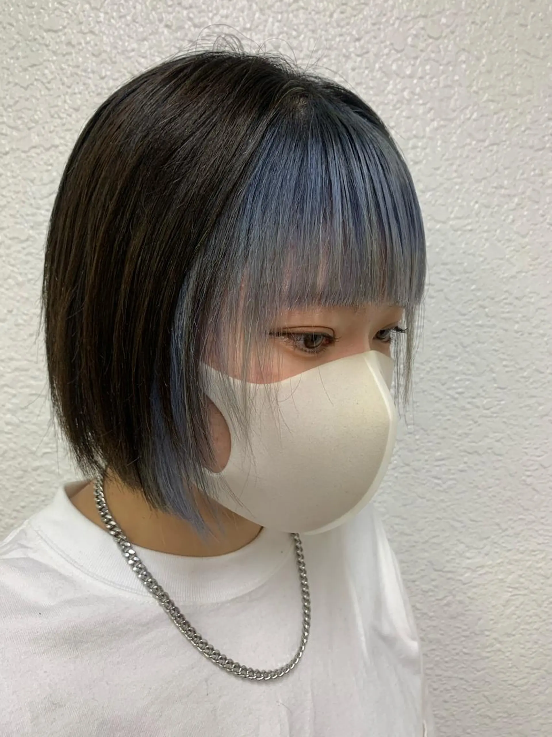 ショート ワイドバング ヘアカラー 🧨ブリーチー×ボブ レイヤー💎じゅえるのヘアスタイル