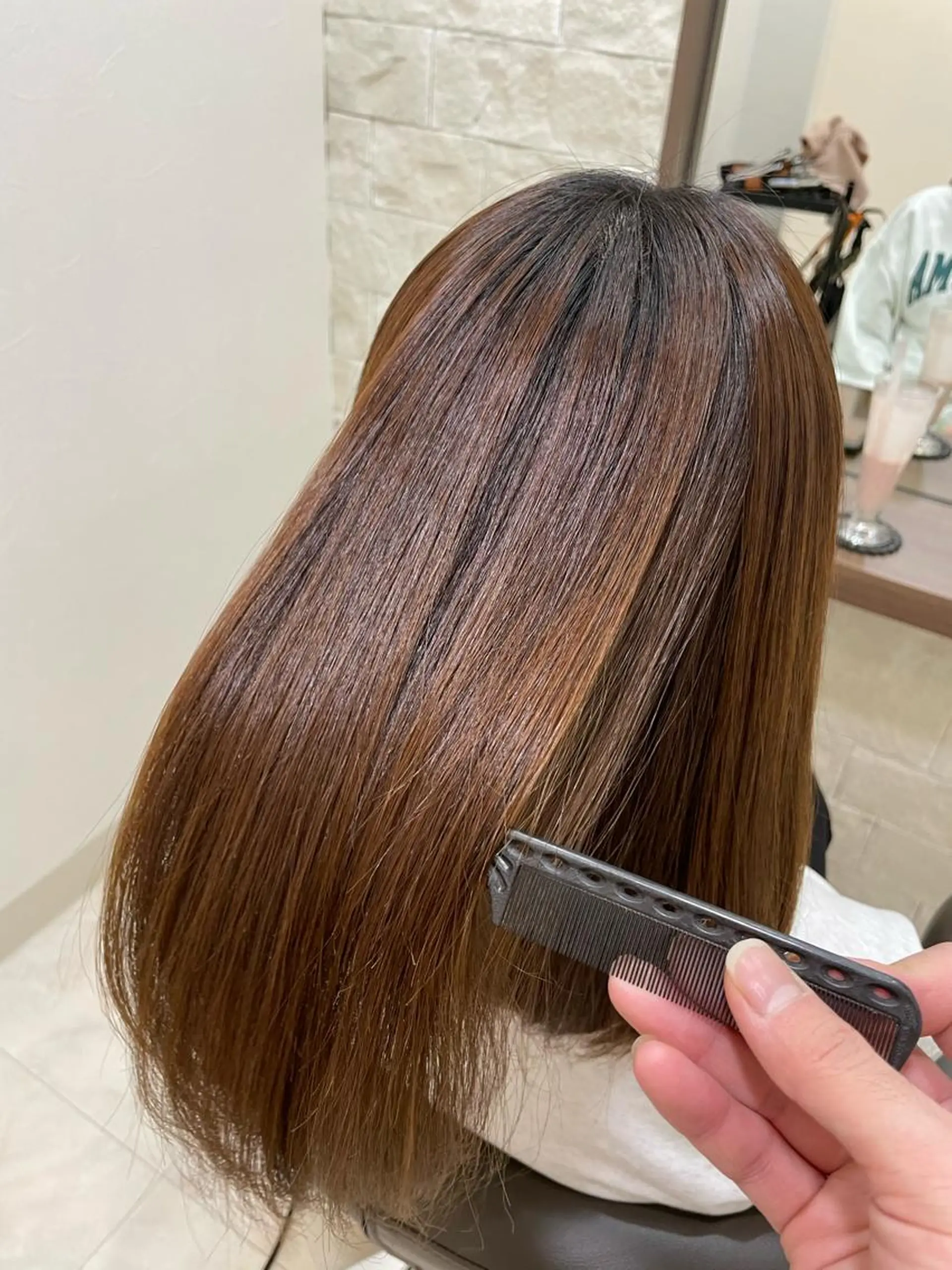 セミロング カット 縮毛矯正 トリートメント 佐々木 達也のヘアスタイル