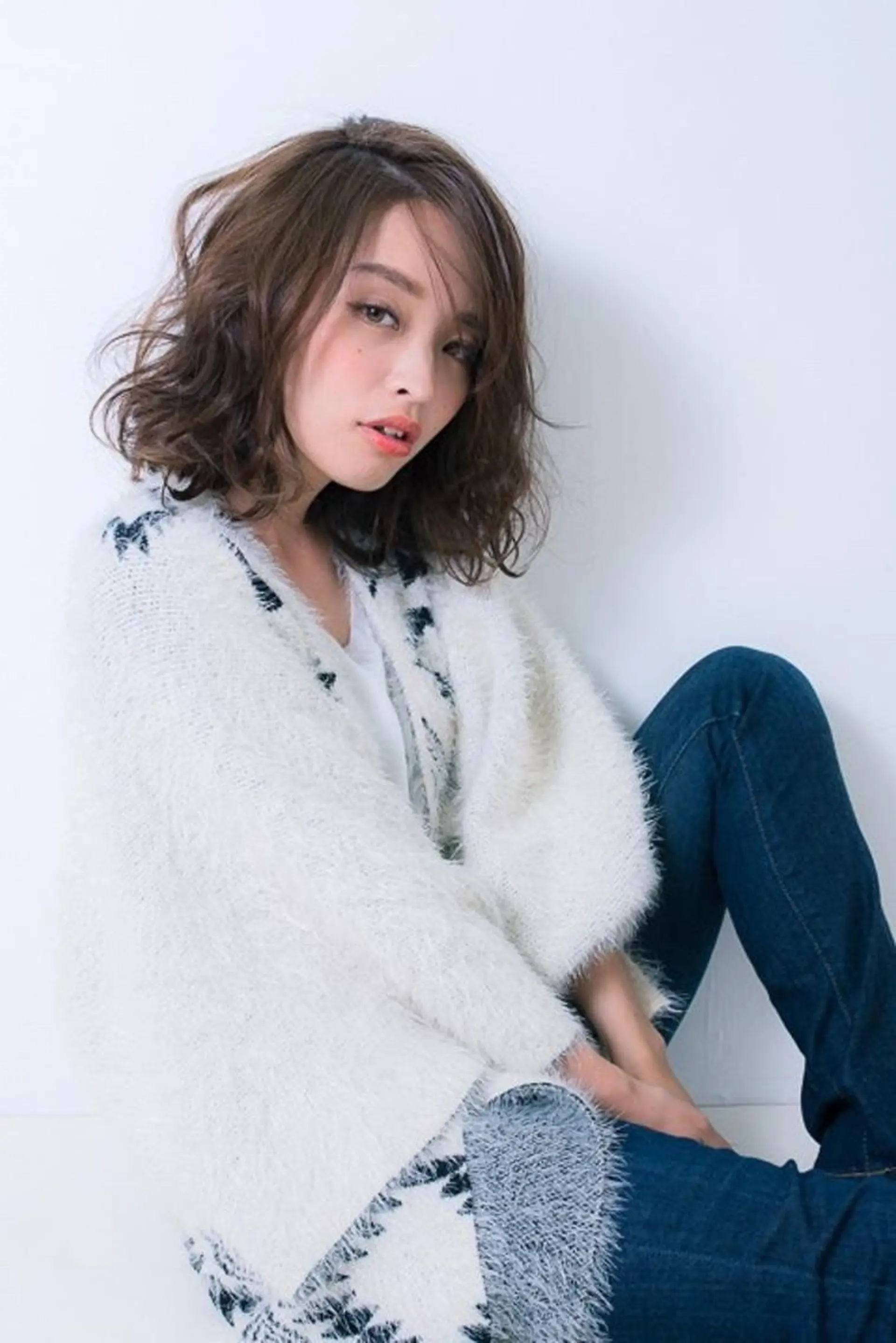 ミディアム カラー ベージュカラー beauty: beast 中目黒店のヘアスタイル