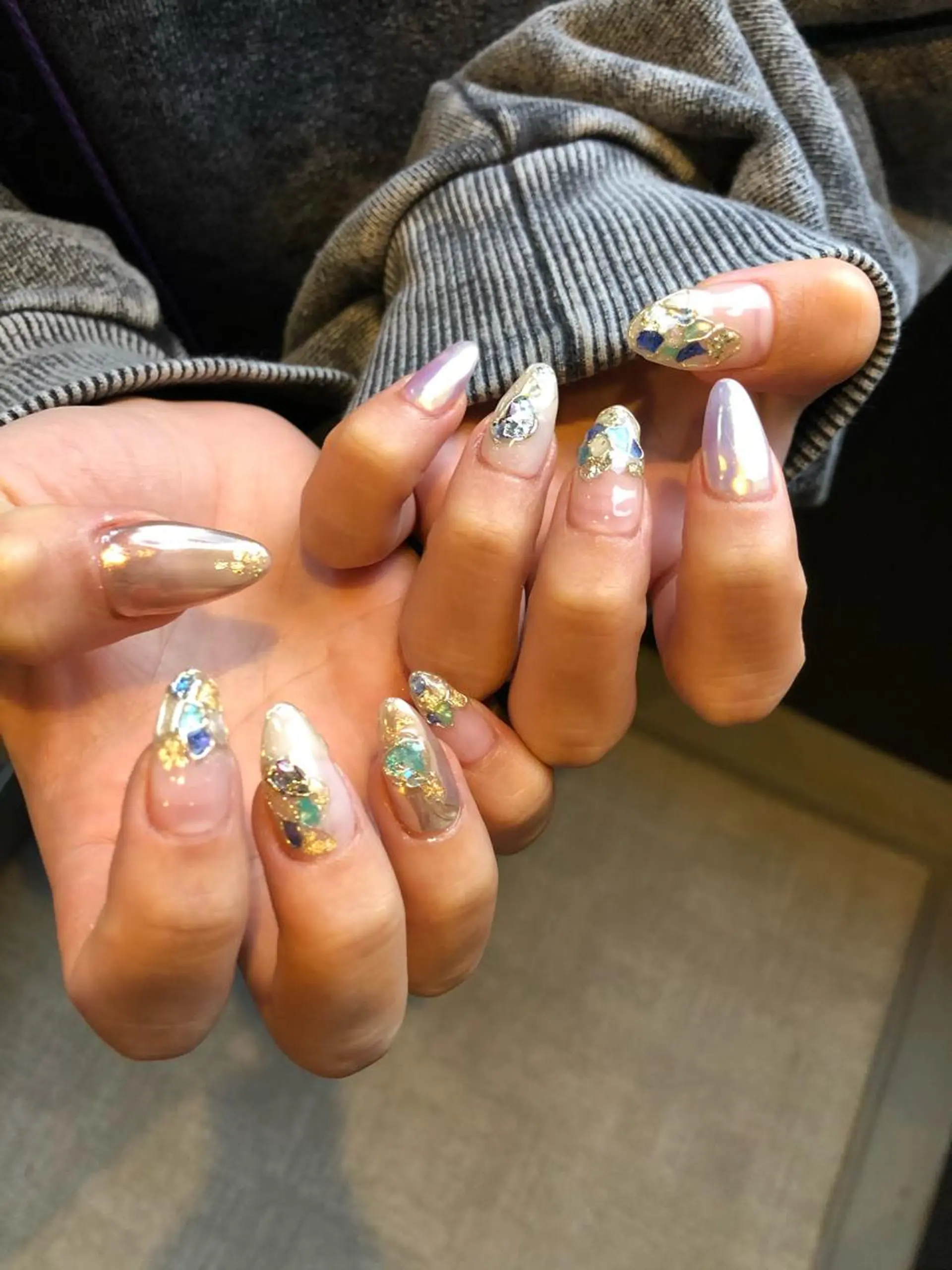 ロング カラー ヘアアレンジ キッズ ネイル マツエク・マツパ 福田 加奈のネイルデザイン