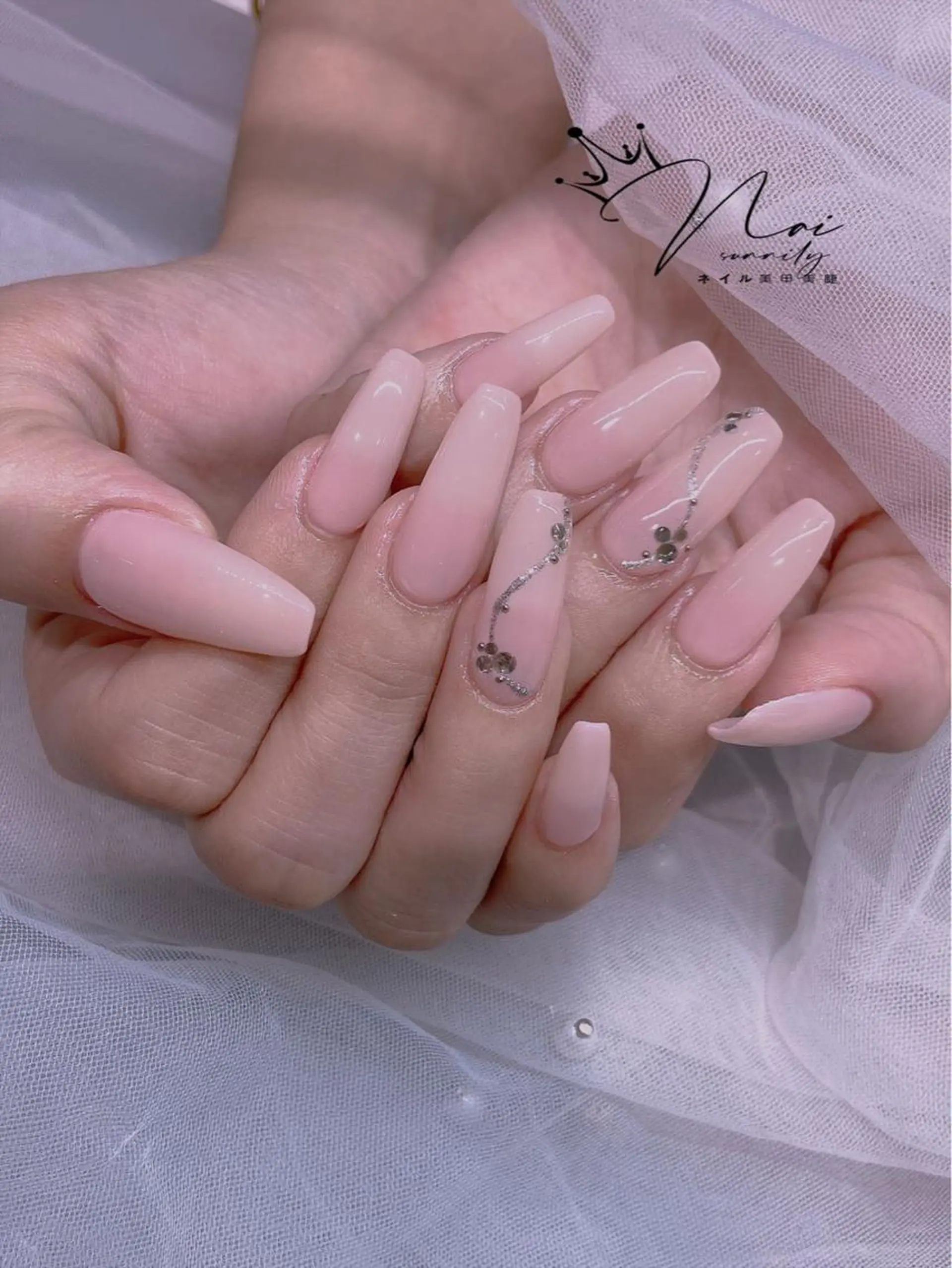 ネイル 美爪パラジェル導入店 Sunnilyのネイルデザイン