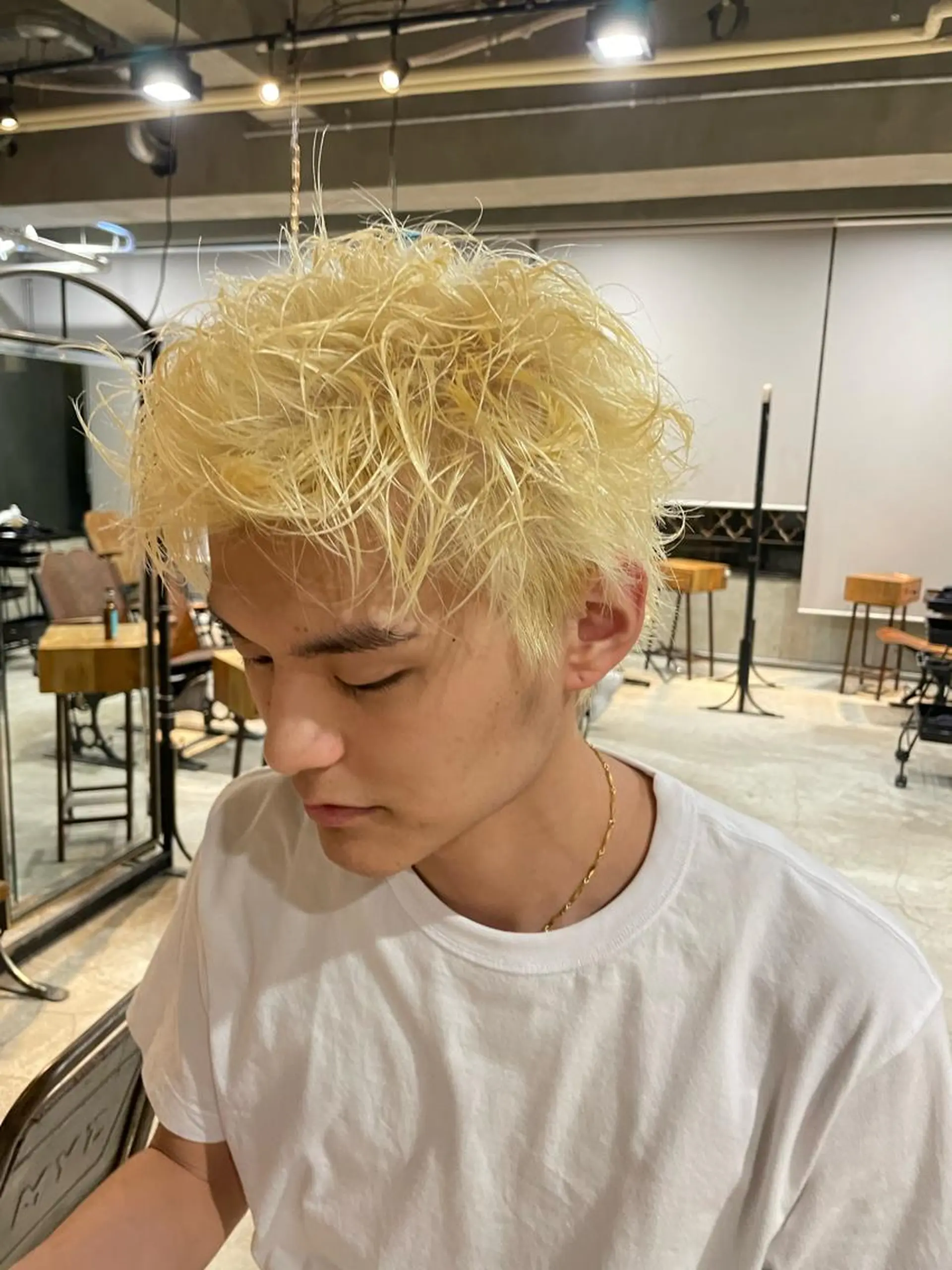 ショート カラー メンズ メンズブリーチ ブリーチ 抜きっぱなしブロンド ヘアカラー トリートメント ヘッドスパ ヘアセット 🌿透明感/レイヤー 🌿TATSUKIのヘアスタイル