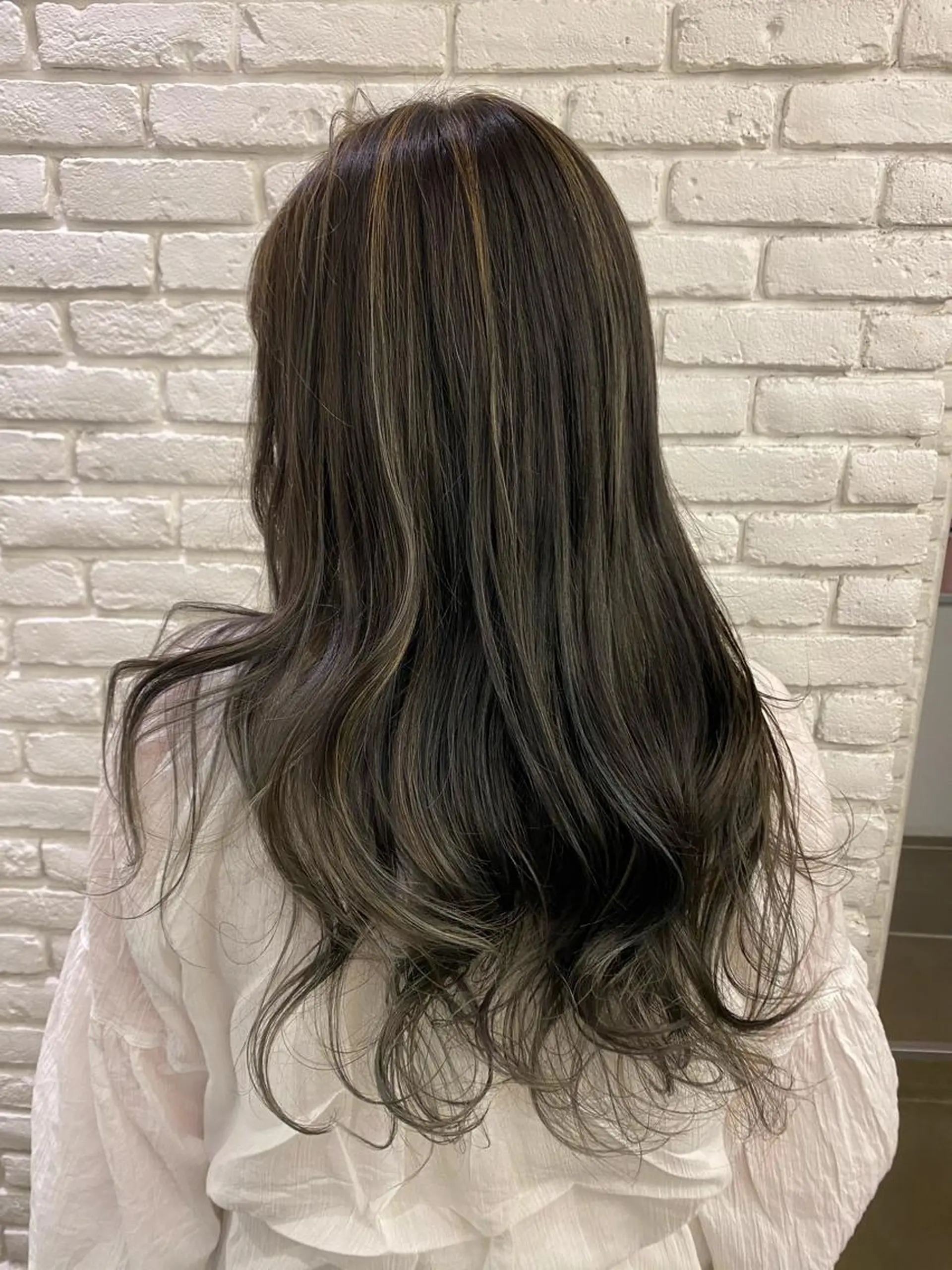 ロング ハイライト ✨️今だけ無料✨️ 鶴田みなみのヘアスタイル