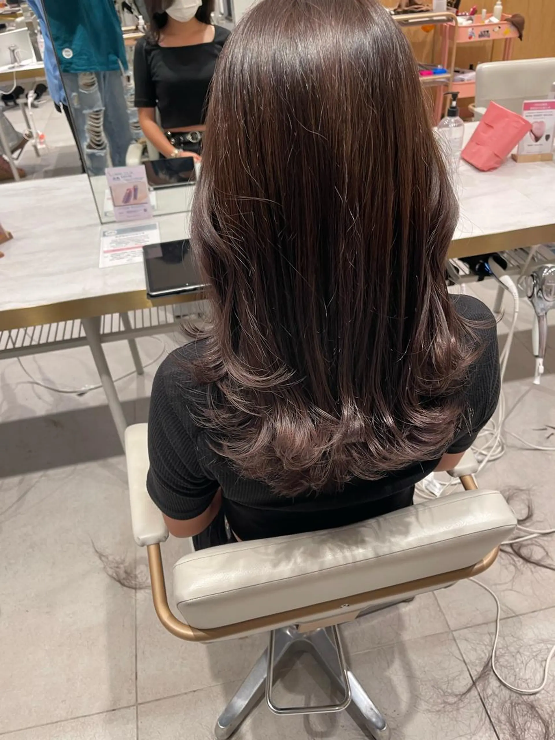 セミロング カラー アッシュ ベージュカラー 黒髪 ブリーチ ブルーカラー 顔周り特化/韓国ヘア /レイヤー/吉野幸大のヘアスタイル