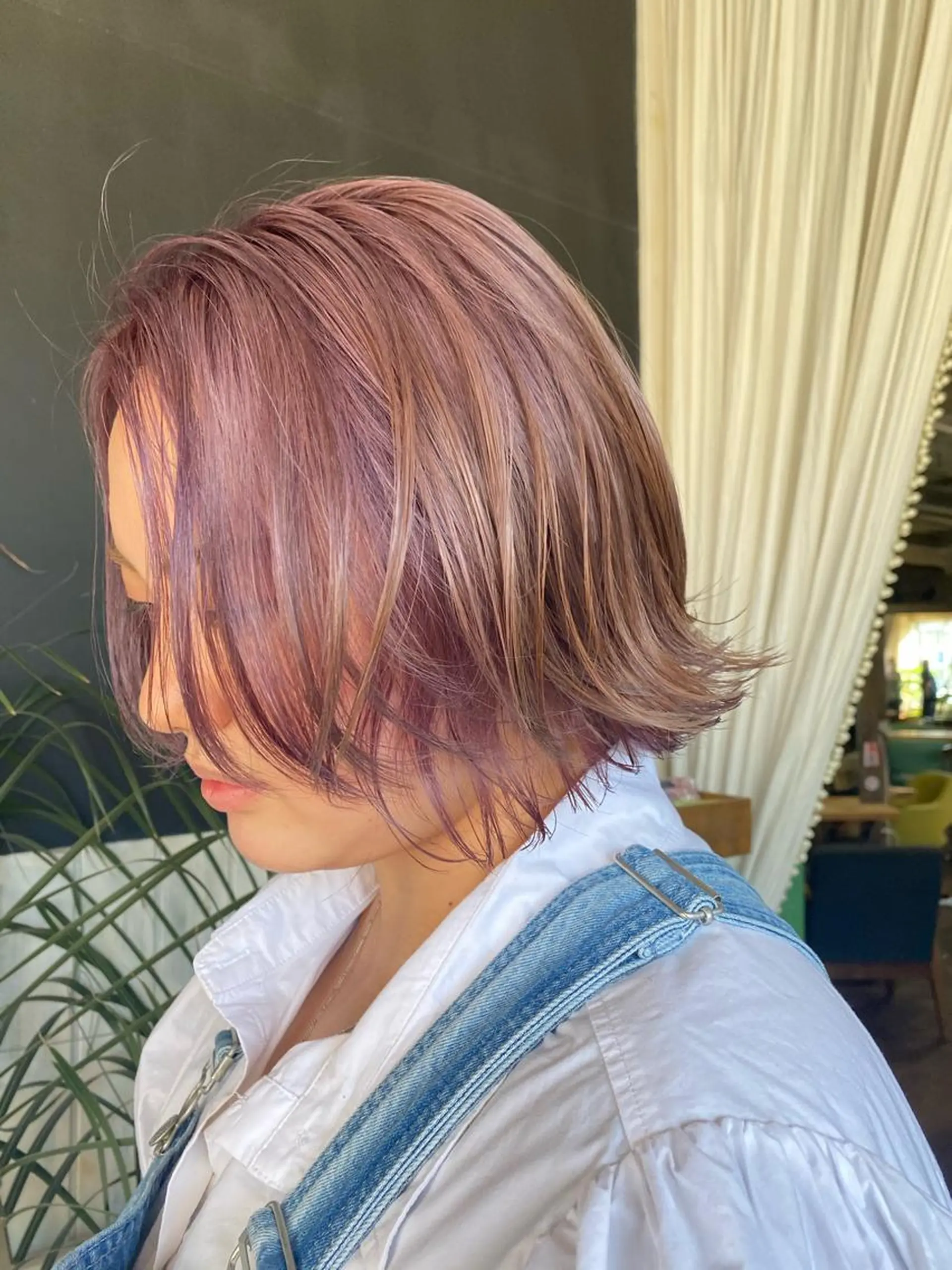 ショート M. YURIのヘアスタイル