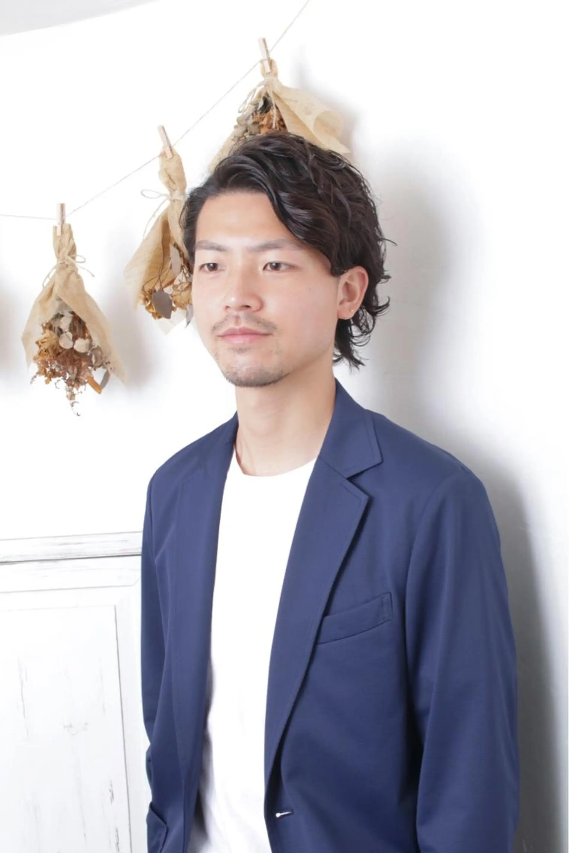 ミディアム カラー パーマ ヘアアレンジ メンズ 推し活専用 【派手髪】飯野ゆかりのヘアスタイル