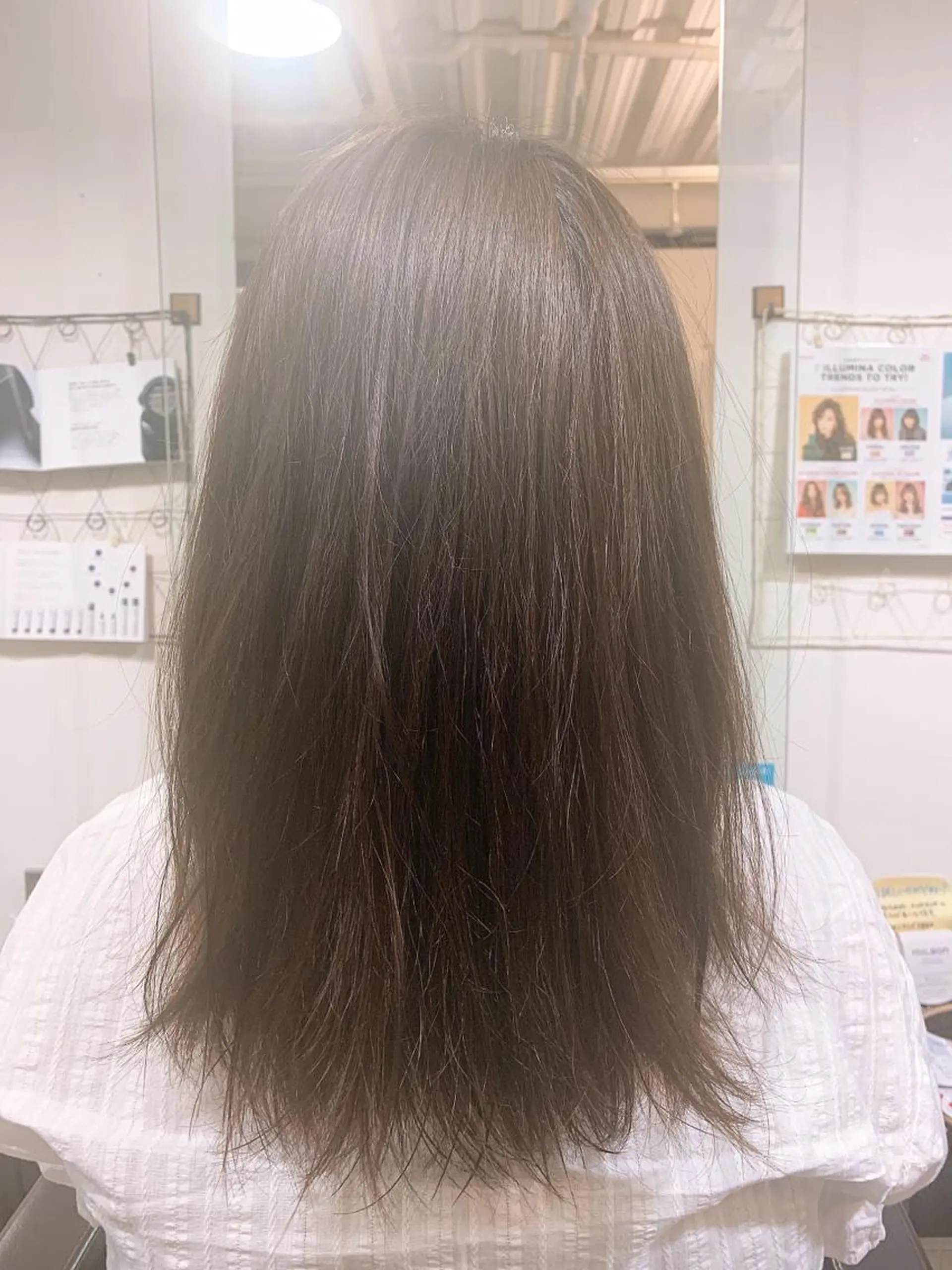 セミロング ヘッドスパニスト YUZURIのヘアスタイル