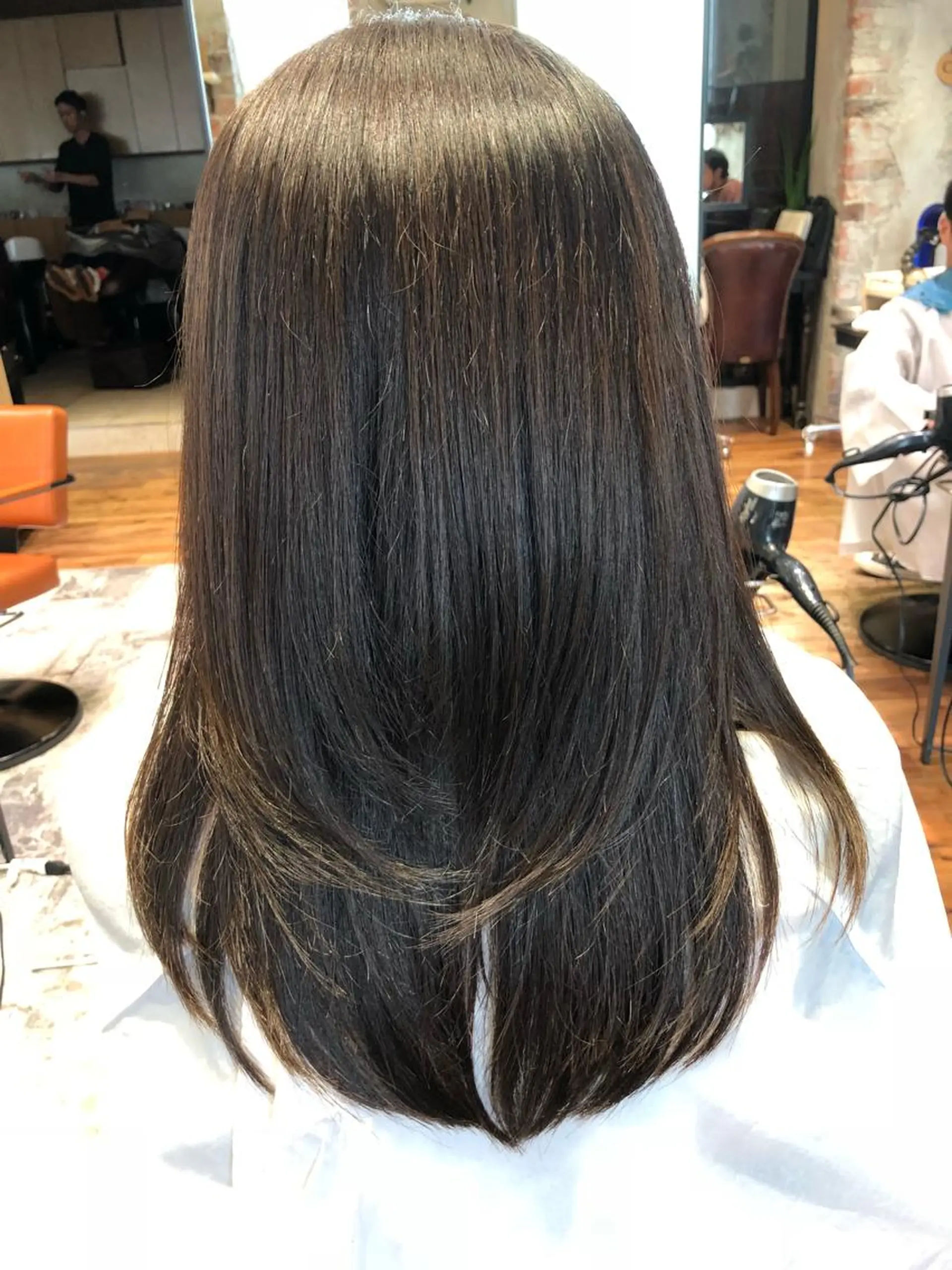 セミロング カラー パーマ 縮毛矯正 Soleria 田中慎一のヘアスタイル