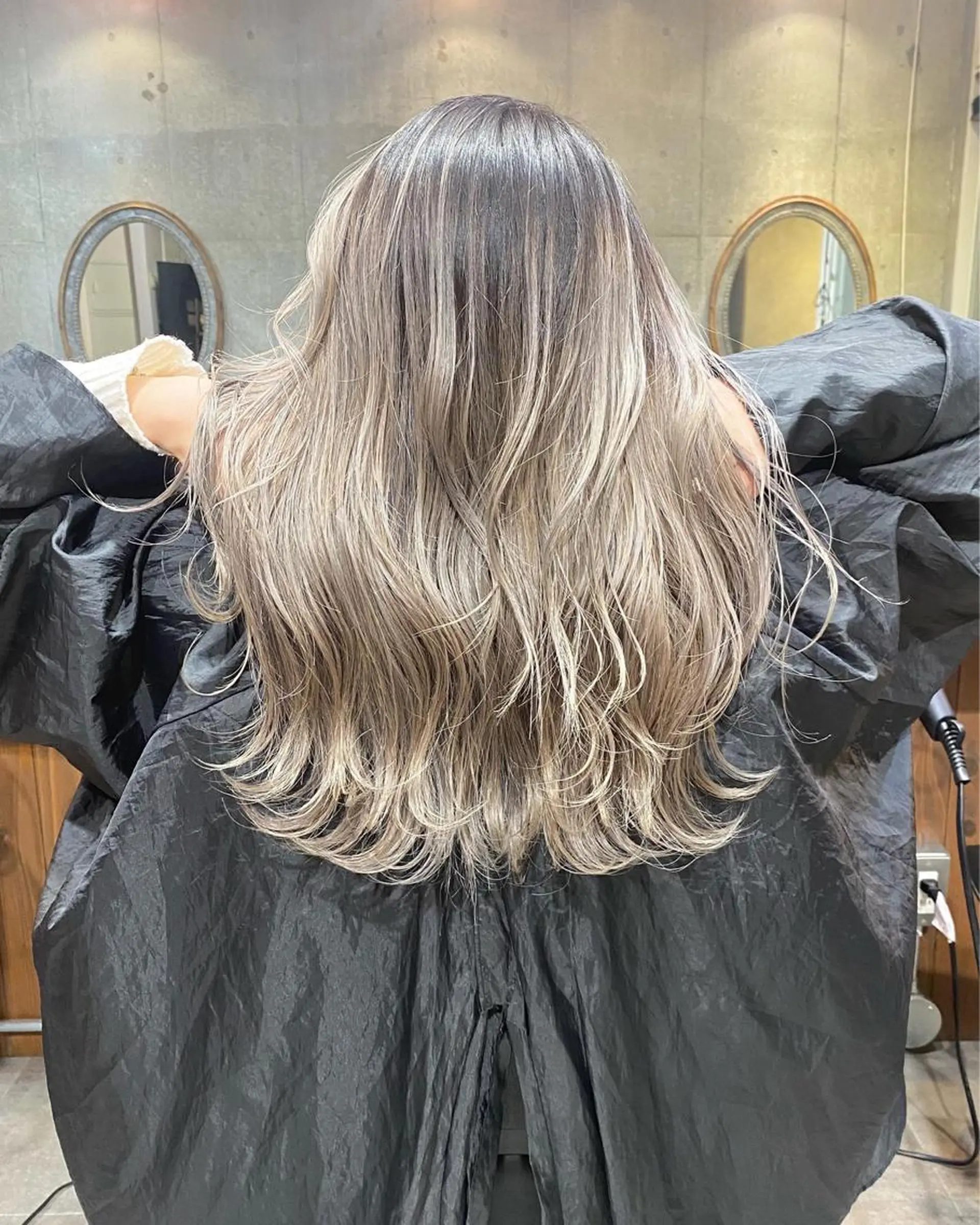 セミロング 平成ギャル×韓国 mix💖MIKUのヘアスタイル