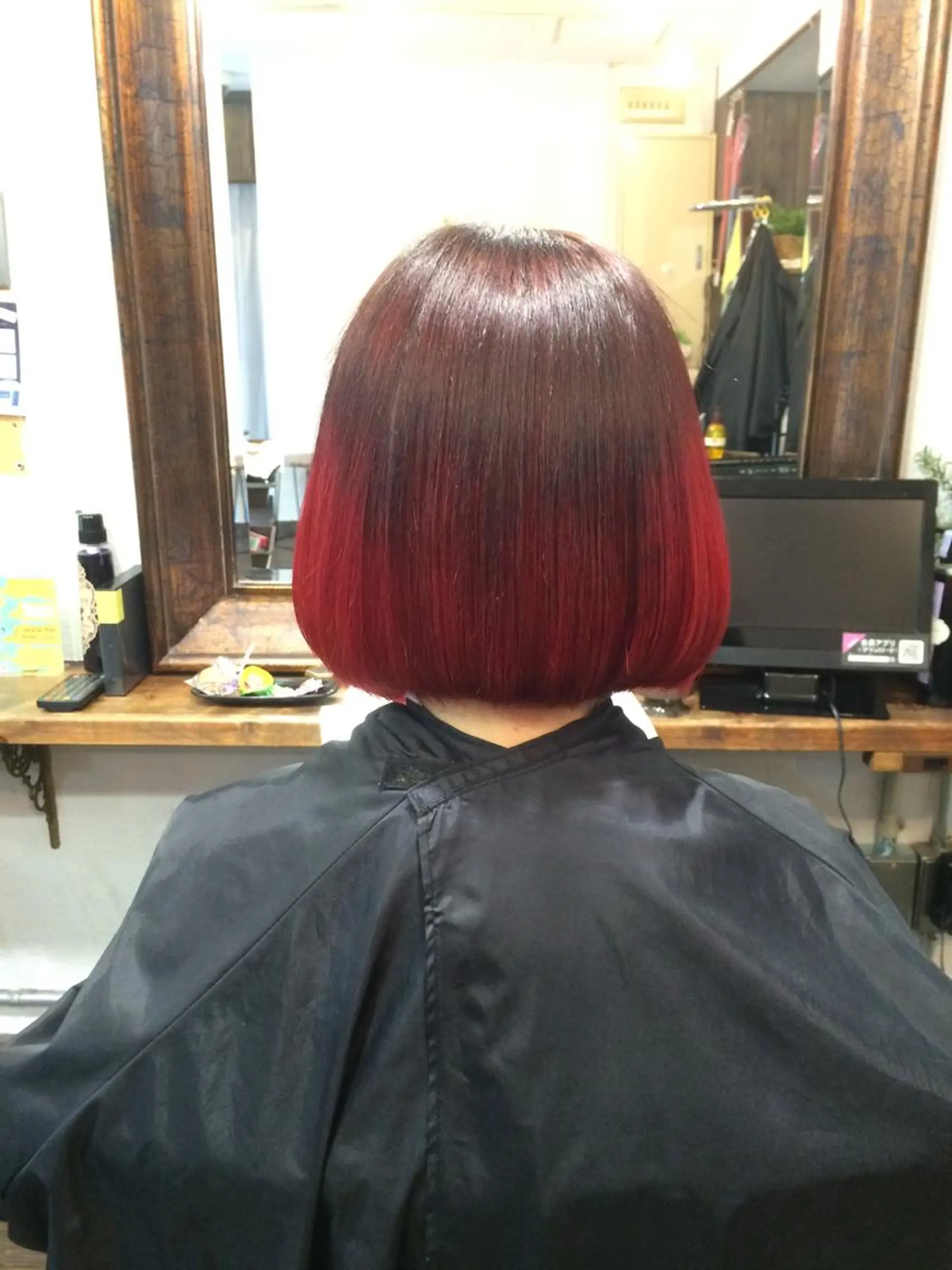 ショート ミディアム カラー グラデーションカラー 🧡ショートの達人 🧡SHOのヘアスタイル