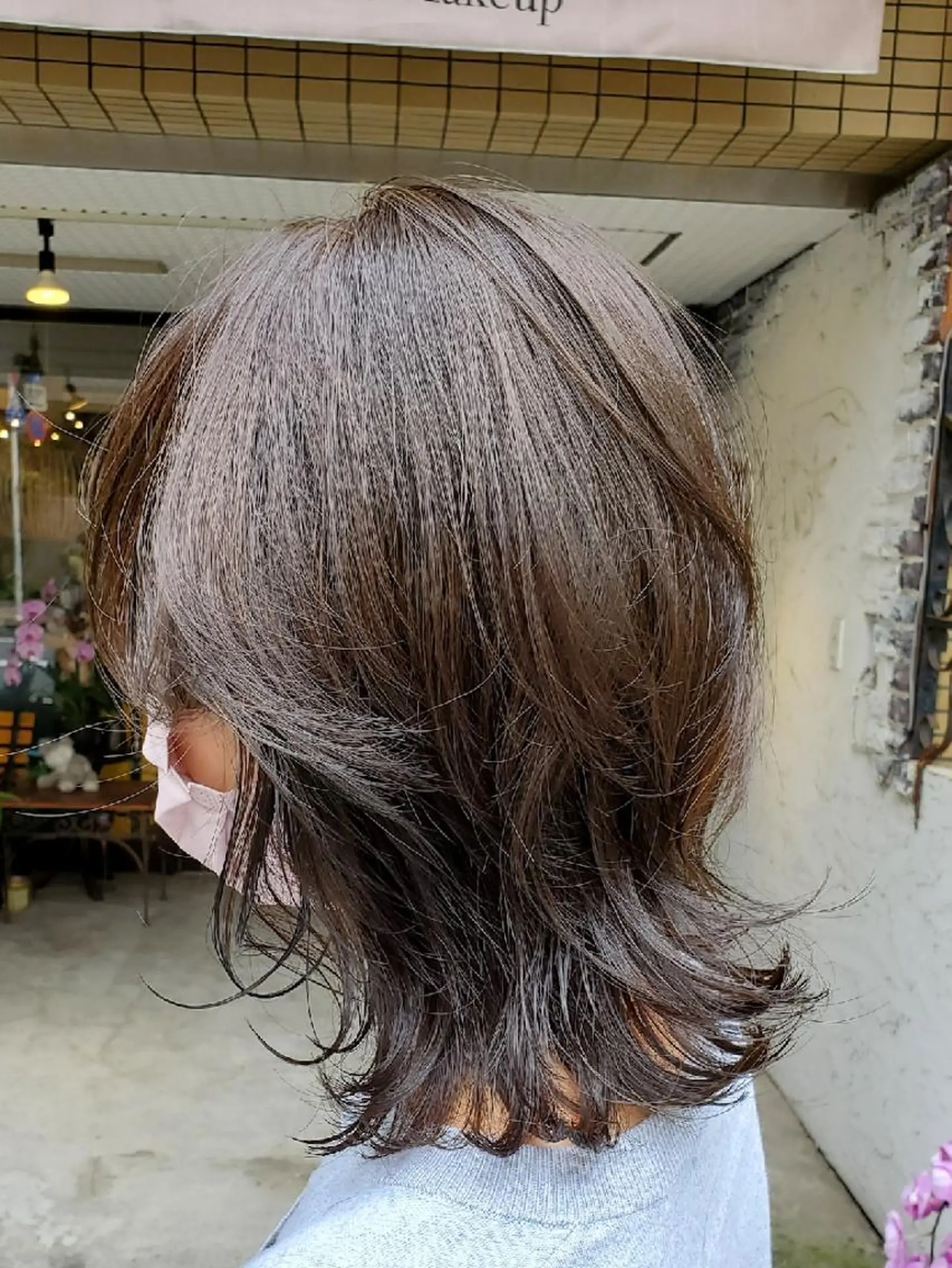 ミディアム カラー 切りっぱなしボブ ショートボブ ミディアムパーマ バレイヤージュ ベージュカラー カット ヘアカラー トリートメント 韓国ヘア レイヤー くびれヘアMATSUのヘアスタイル