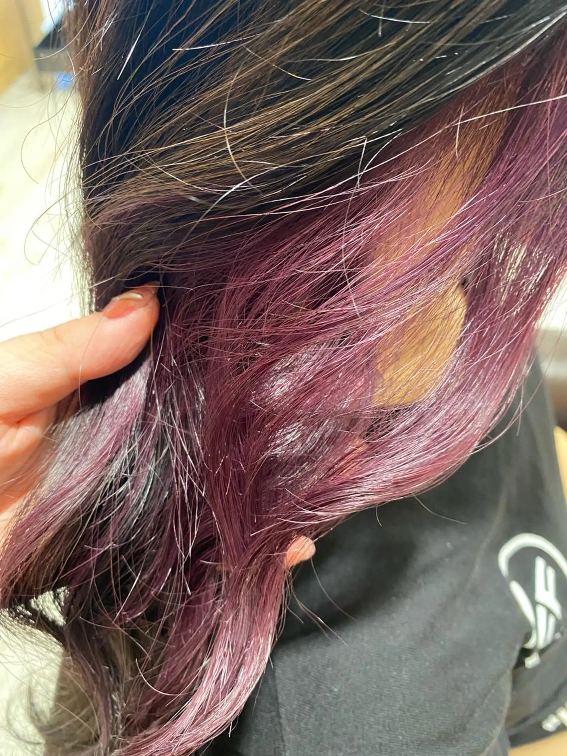 ロング カラー ヘアアレンジ tomona. iの眉毛・アイブロウイメージ