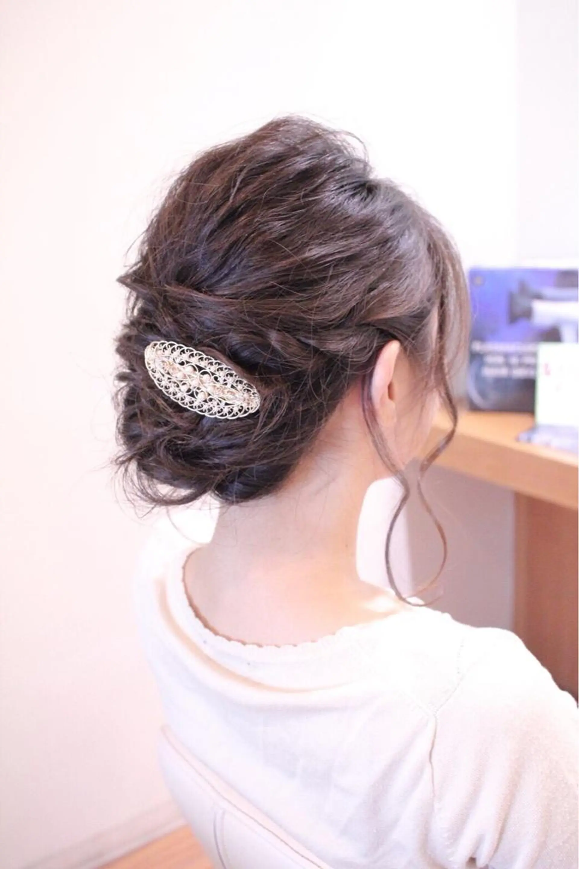 ミディアム カラー ヘアアレンジ 坪内 麻里子のヘアスタイル