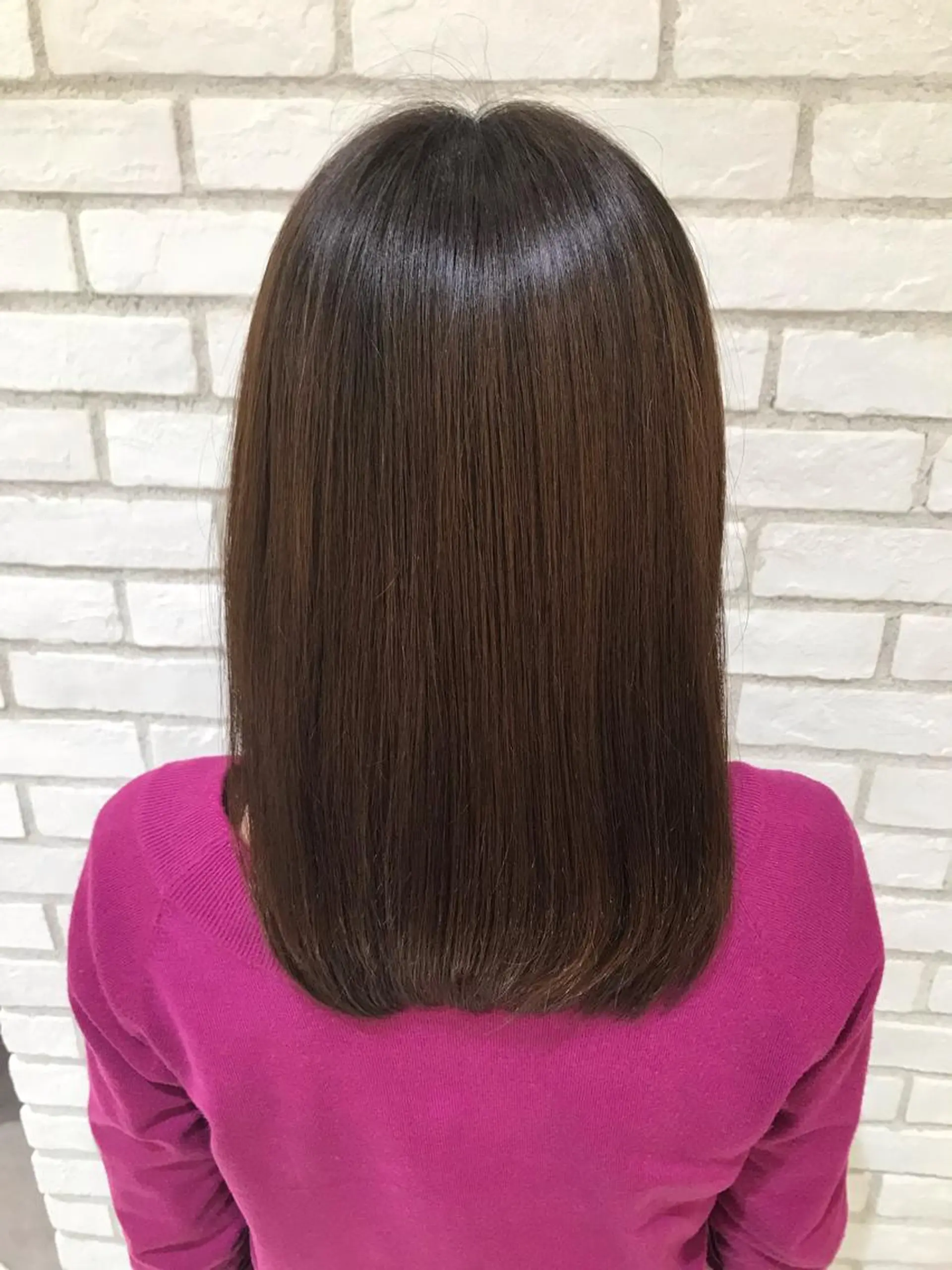 セミロング 髪質改善 トリートメント 米良 志織のヘアスタイル