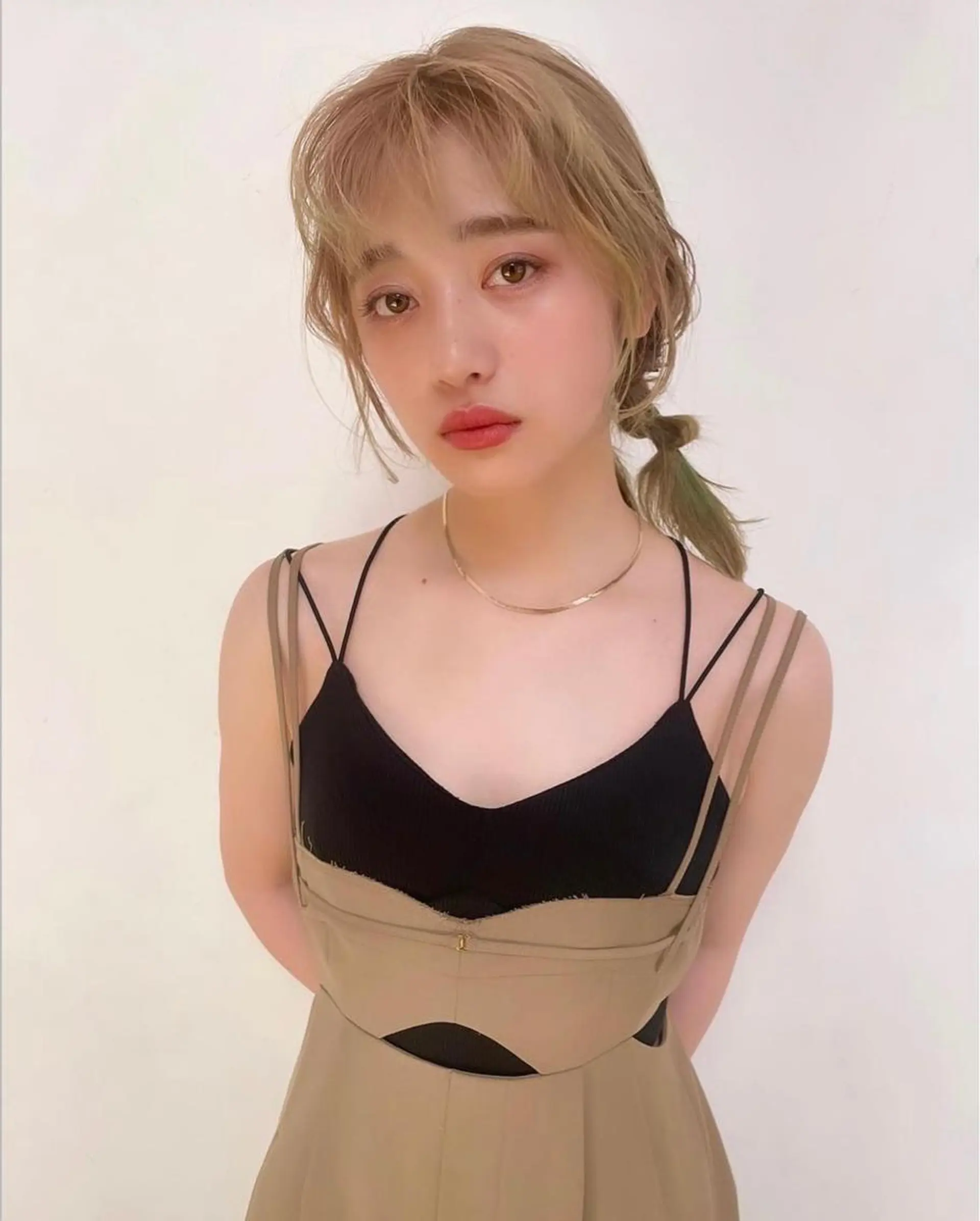 ミディアム カラー ヘアアレンジ 河西 彩香/ブリーチカラーのヘアスタイル