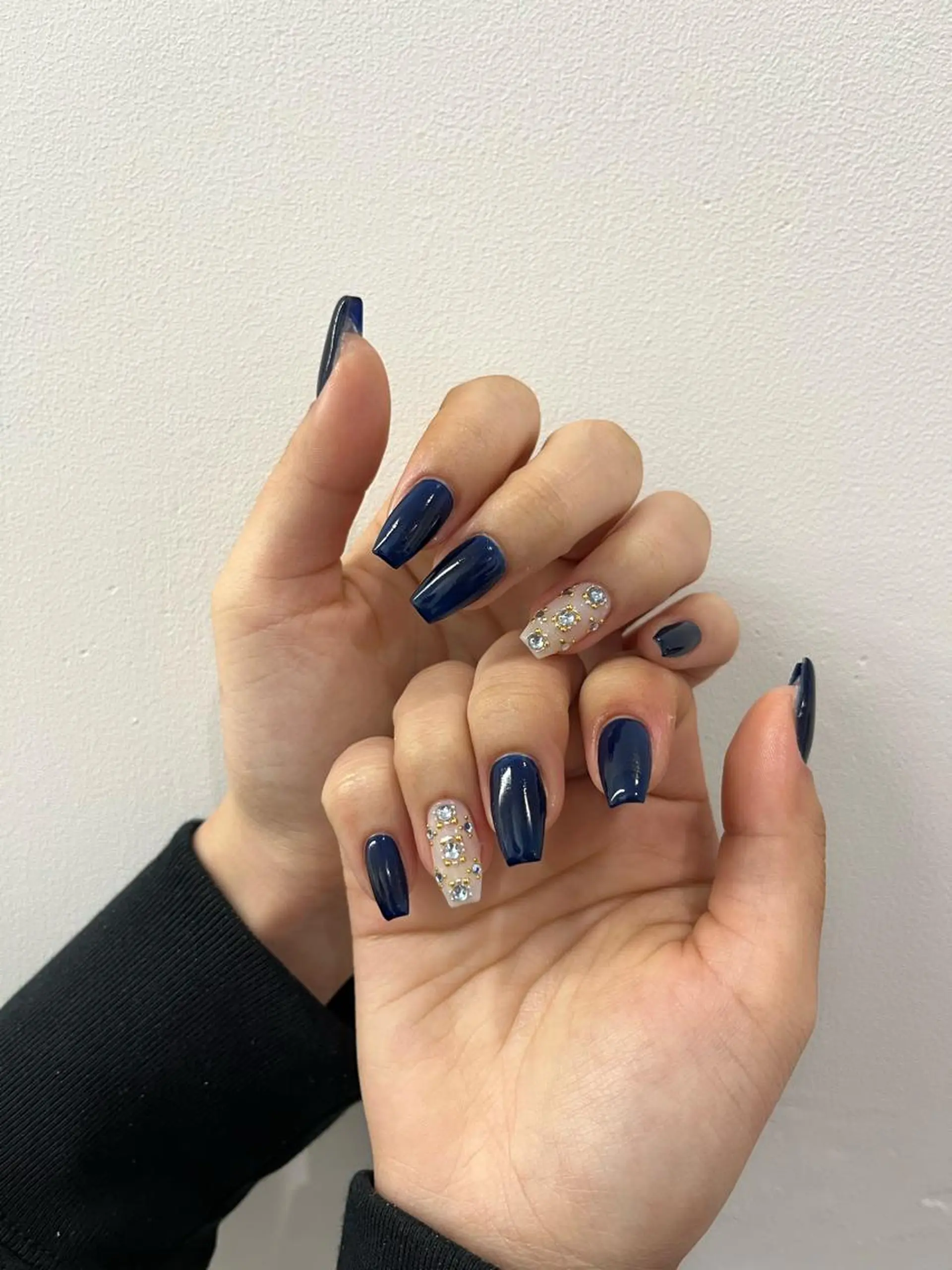 ネイル ストーンネイル éclat-nail salon-所属・松本 ゆみかのネイルデザイン