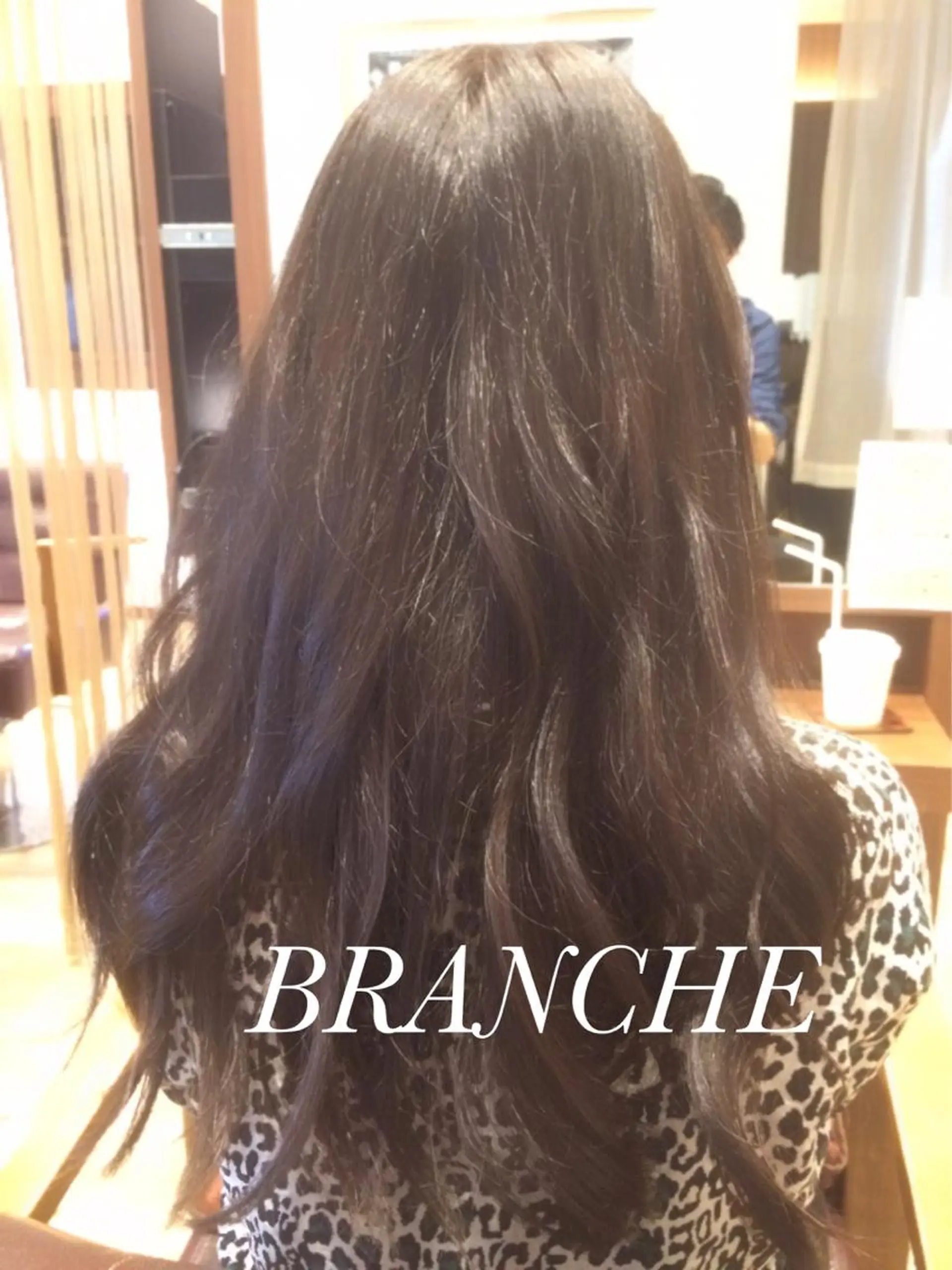 ロング カラー イルミナカラー 高橋 瑞季のヘアスタイル