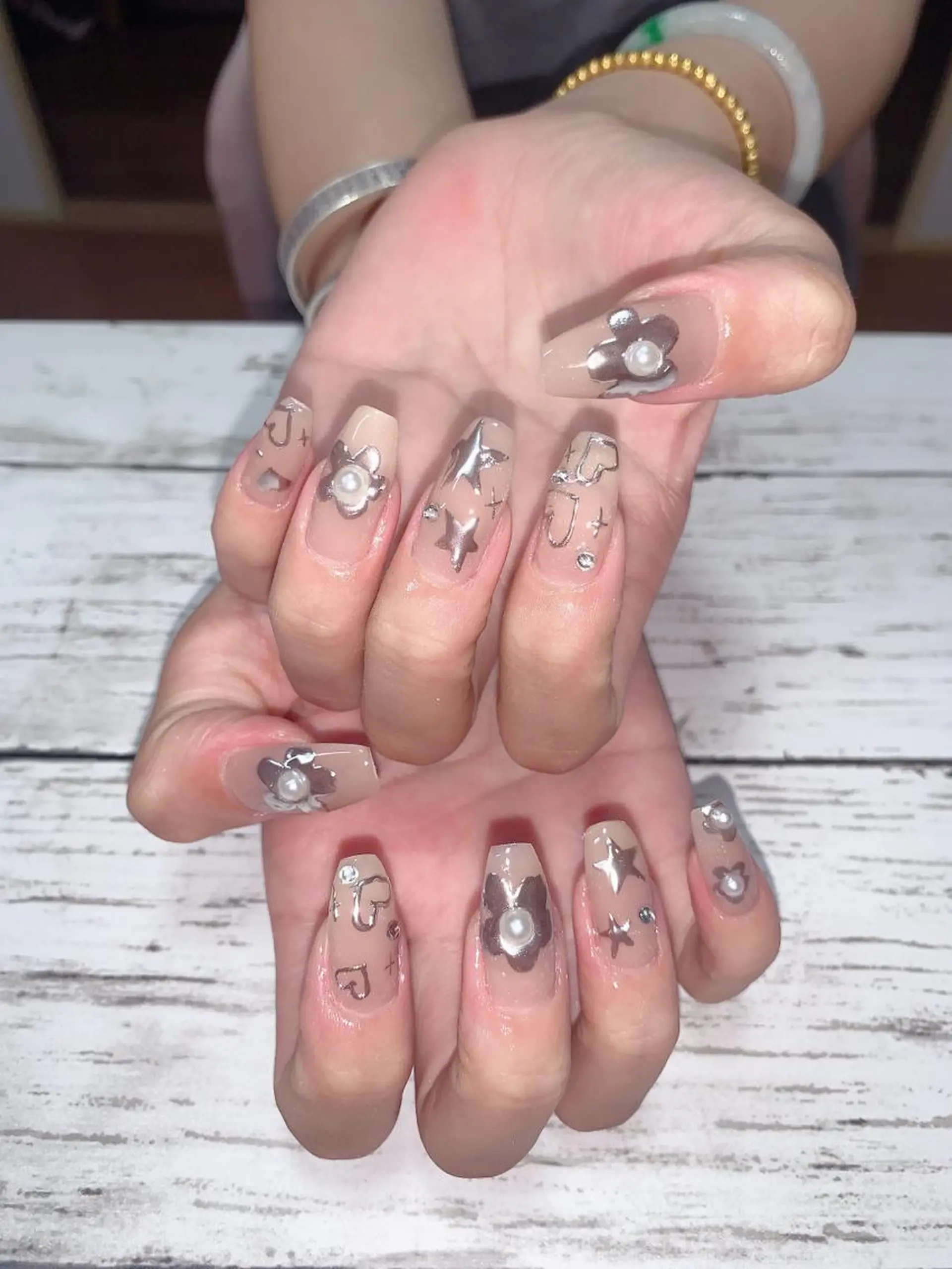 ネイル ゆず秋葉原 Vickyのネイルデザイン