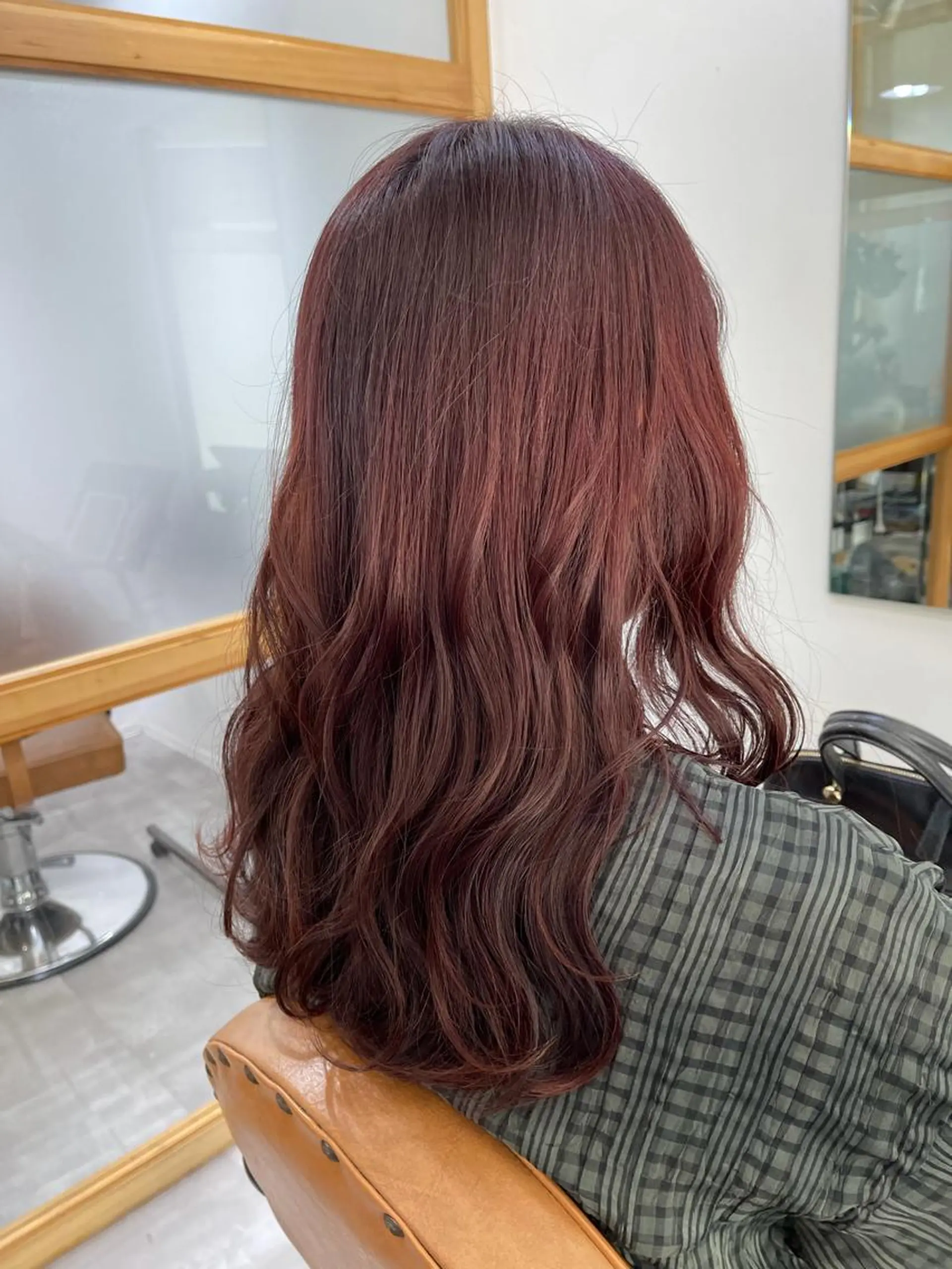 ミディアム カラー ブリーチ ブリーチなしカラー ピンクカラー ✨髪質改善 スギタ✨のヘアスタイル