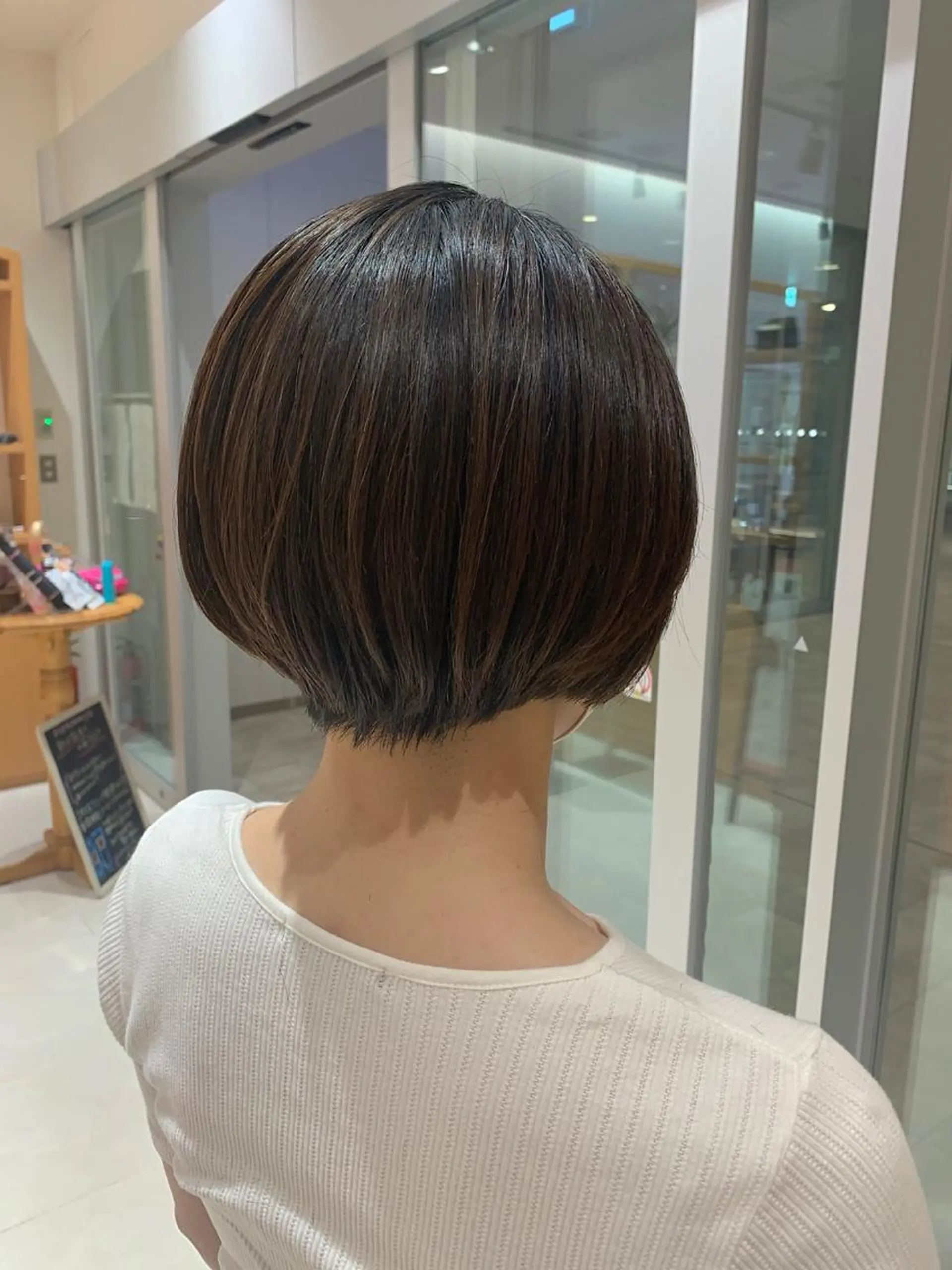 ショート 下川 由貴のヘアスタイル