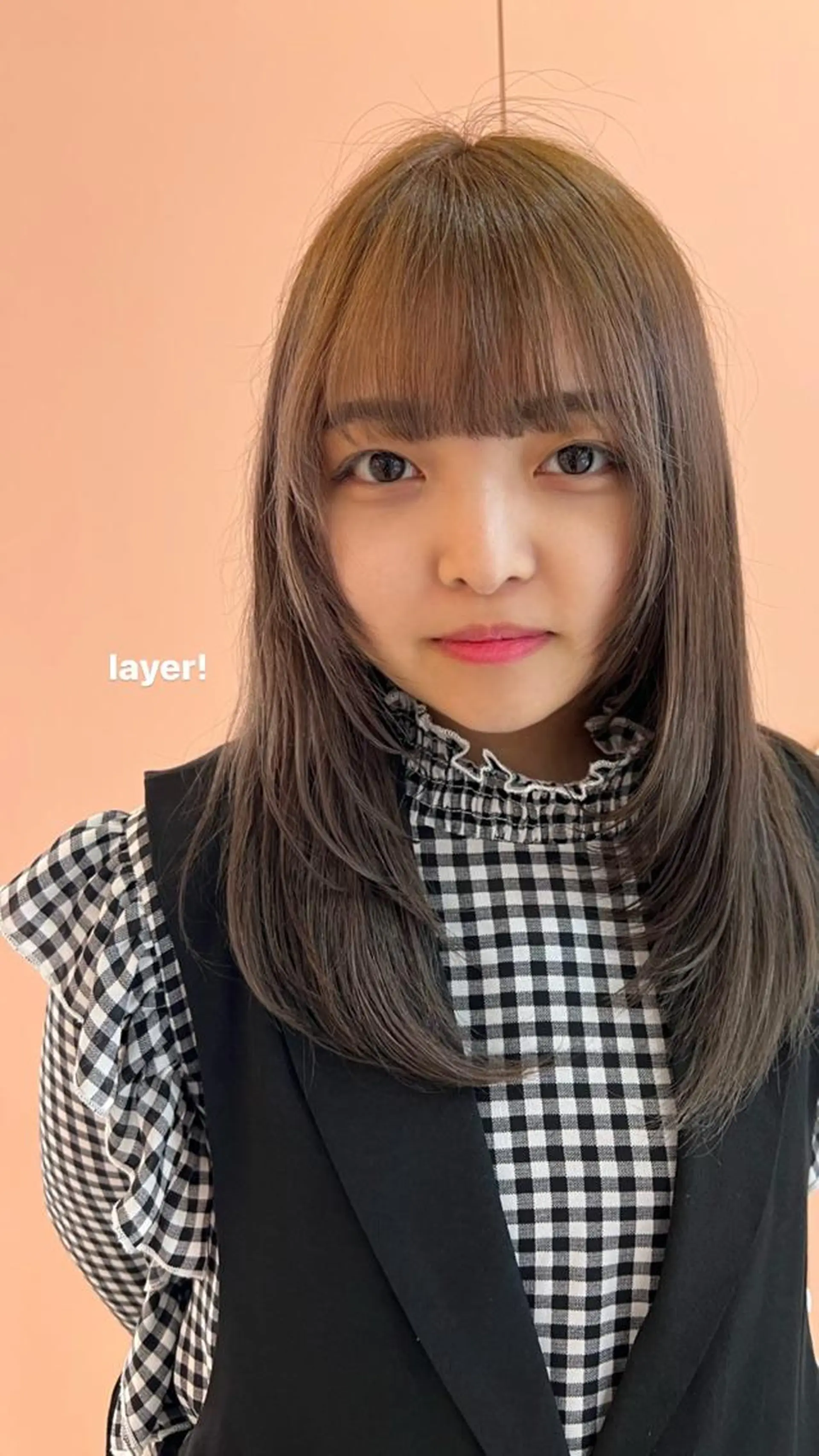 ミディアム 目黒 彩花のヘアスタイル