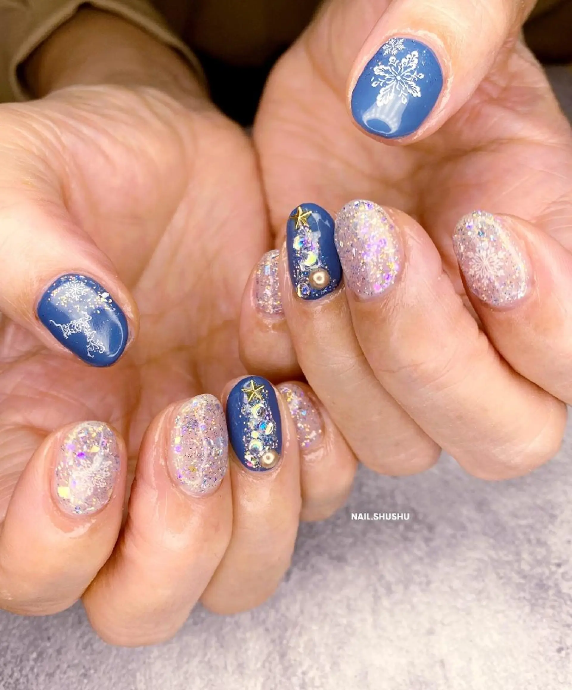 ネイル アートネイル 韓国ネイル 持ち込み ニュアンスネイル シンプルネイル 3dパーツ/流行り 👧shushu❤️のネイルデザイン