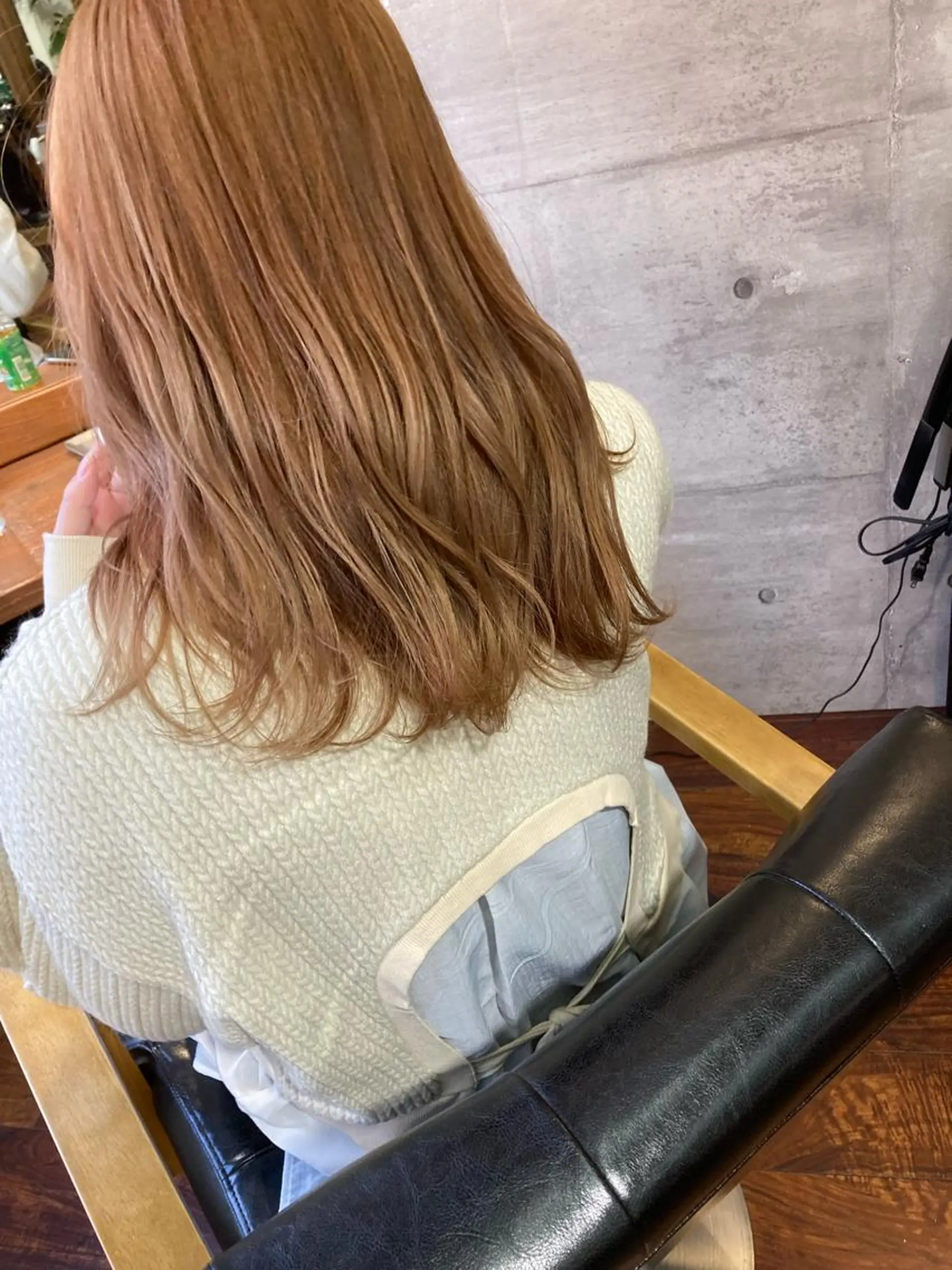 セミロング カラー ベージュカラー ミルクティーベージュ カット ヘアカラー トリートメント 小木曽智美 /ボブ/ショートのヘアスタイル