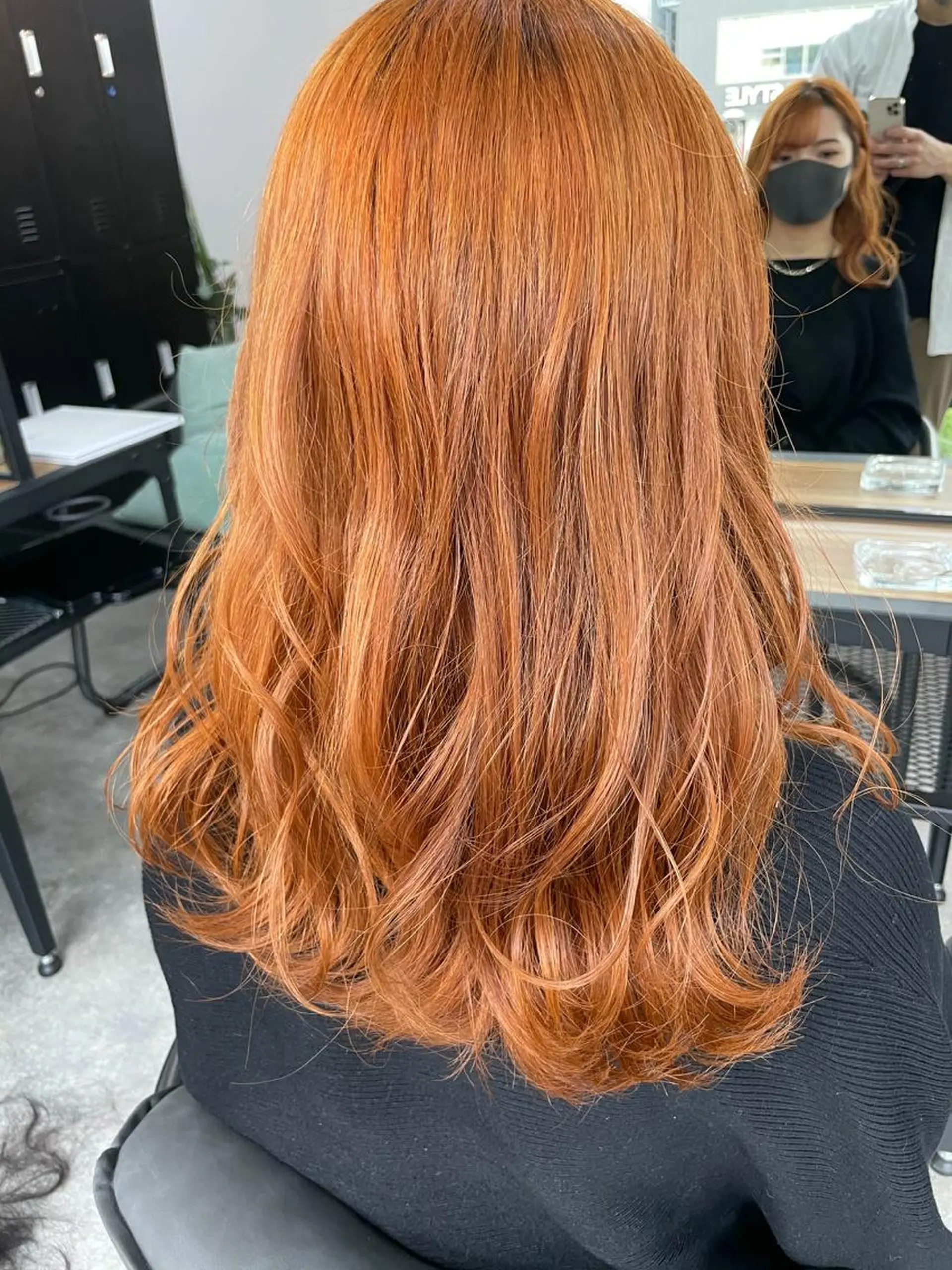 ミディアム カラー パーマ ヘアアレンジ メンズ キッズ ネイル マツエク・マツパ メンズバレイヤージュ メンズブリーチ フェードカット メンズハイライト メンズインナーカラー カラー特化サロン Eir心斎橋のヘアスタイル