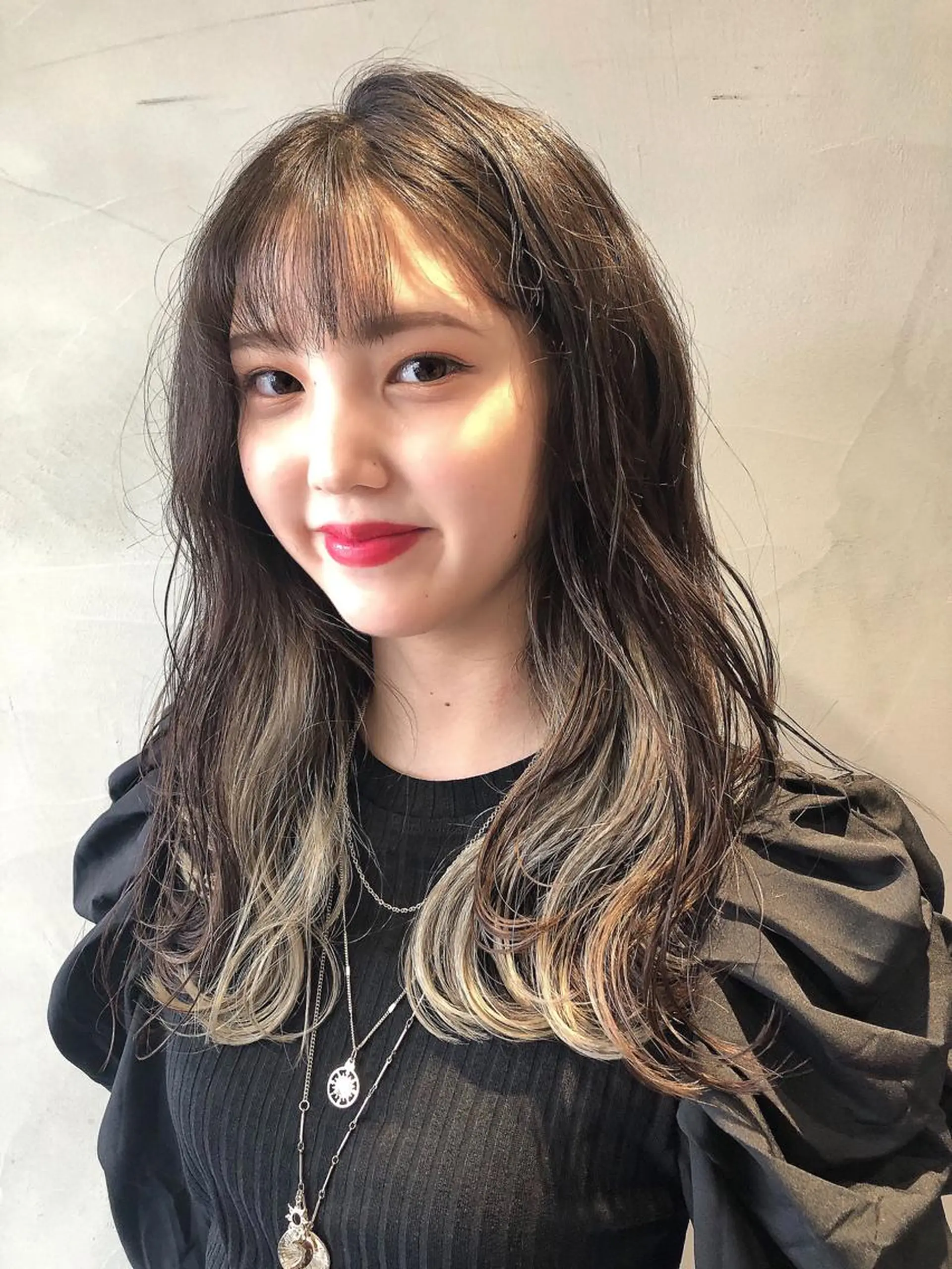 セミロング カラー 圧倒的透明感カラー nana🦕のヘアスタイル