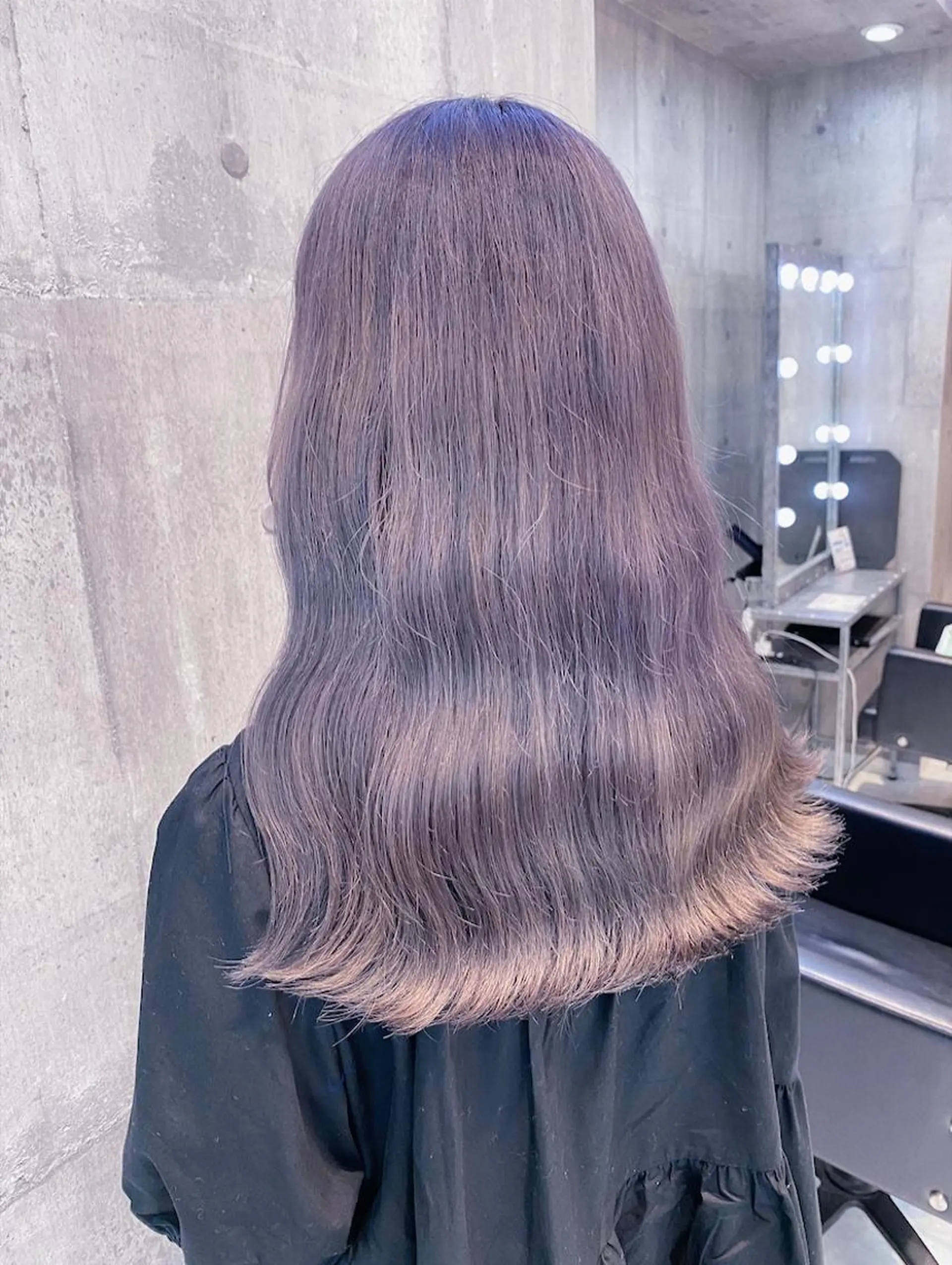 ロング カラー ヘアアレンジ 韓国レイヤーカット/ 儚げカラーチナツのヘアスタイル