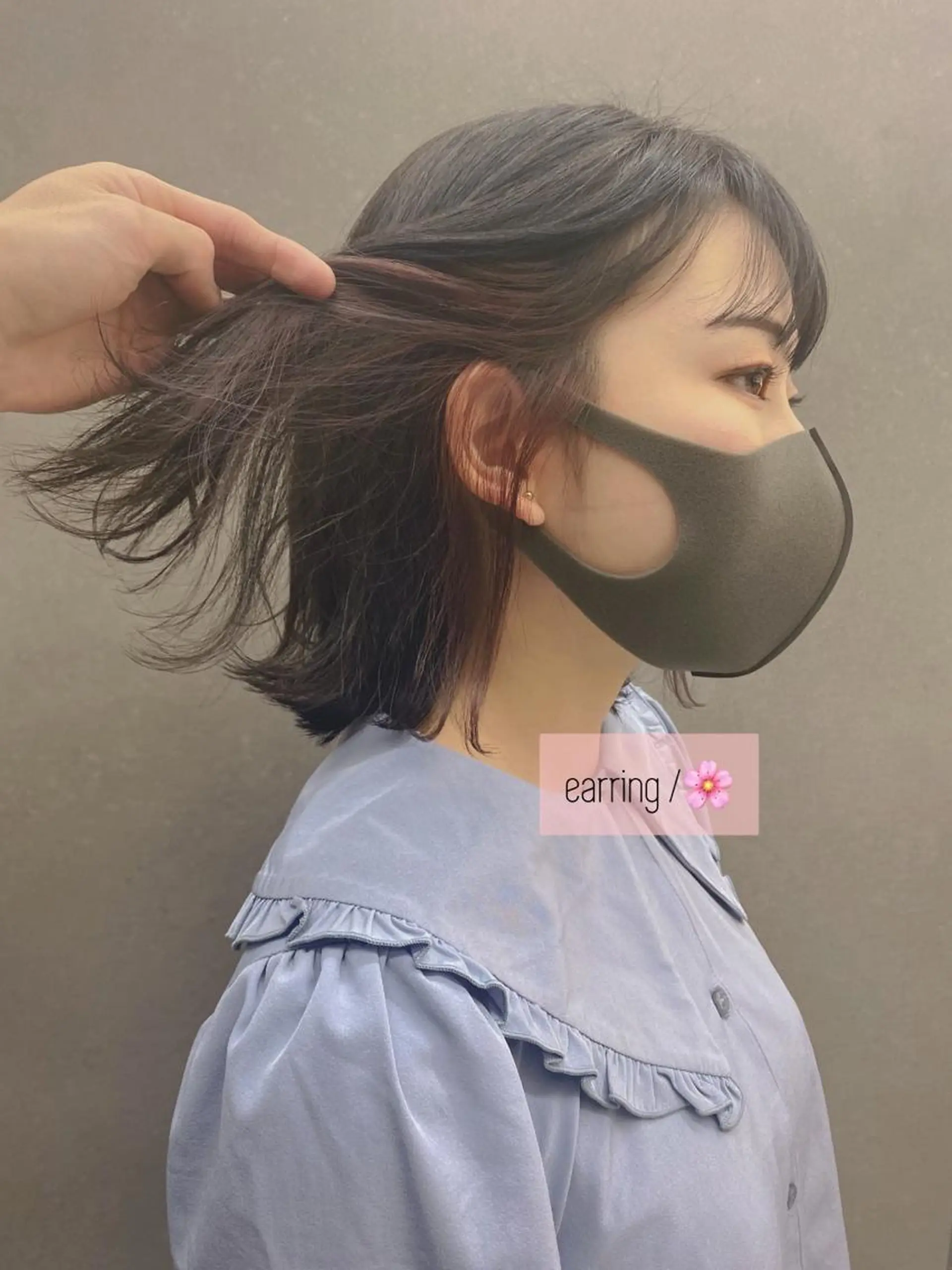 ショート カラー 韓国🇰🇷レイヤー カットオリーブカラーのヘアスタイル