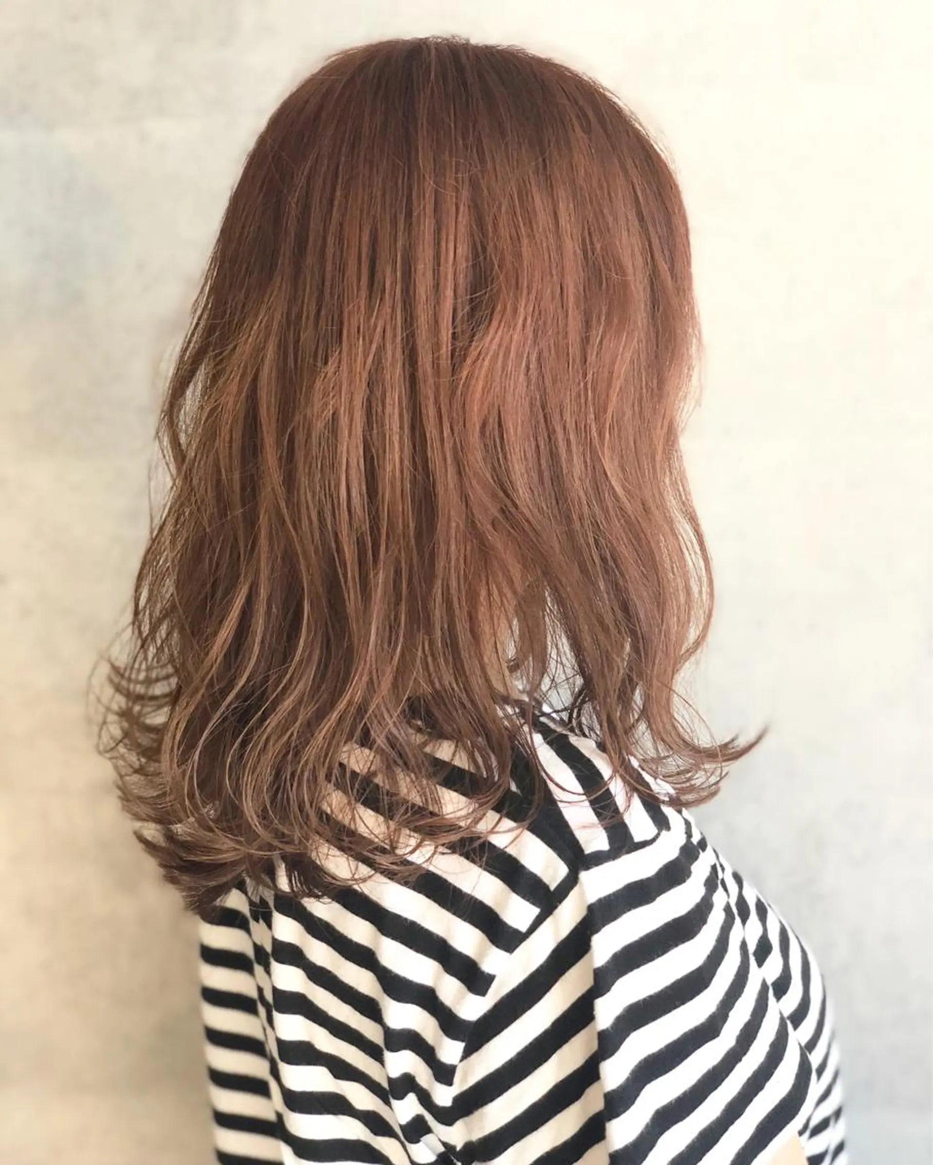 セミロング カラー ブリーチ ブラウンカラー レッドカラー レッドブラウン カット ヘアカラー hair salon Glanzのヘアスタイル