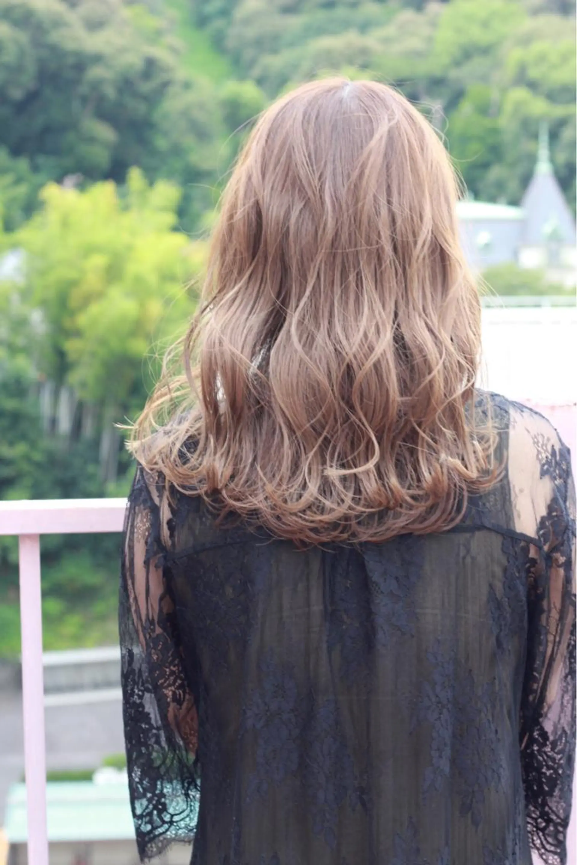 ロング カラー アッシュ ベージュカラー ヘアカラー Viage （ビアージュ）のヘアスタイル