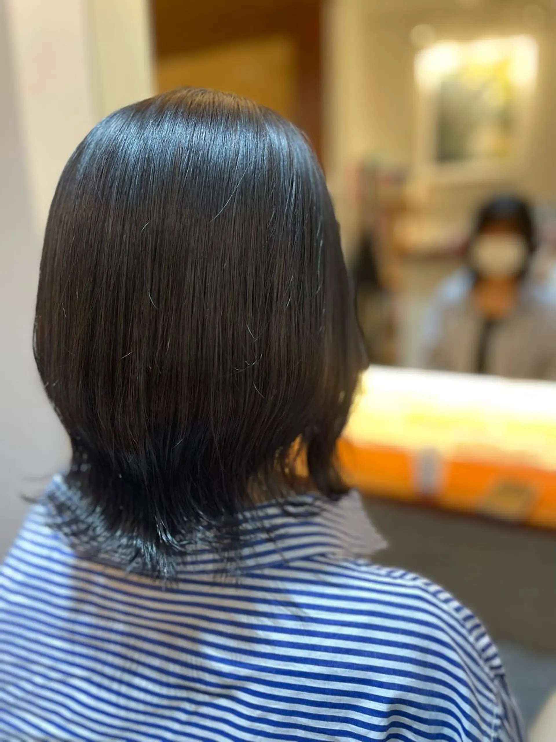 ミディアム カラー カット ヘアカラー トリートメント CoCooN Hiromiのヘアスタイル