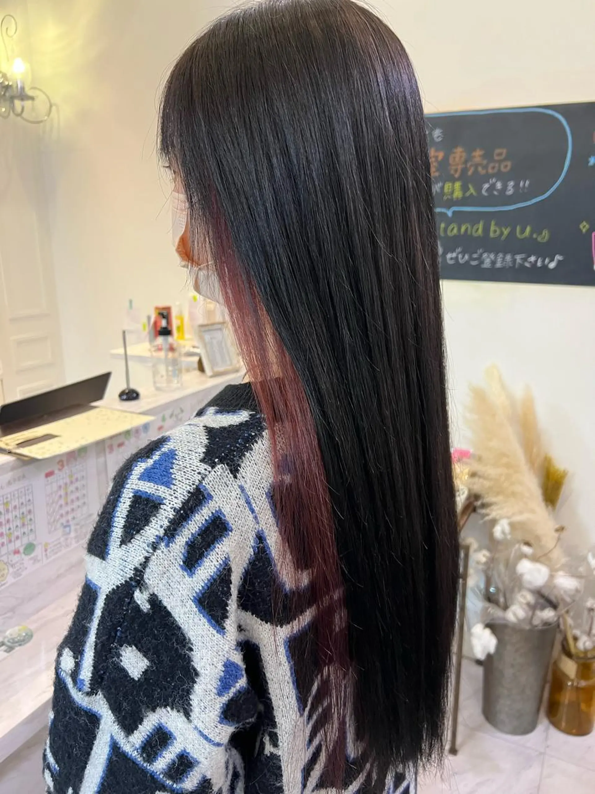 ロング 奥田 葵のヘアスタイル