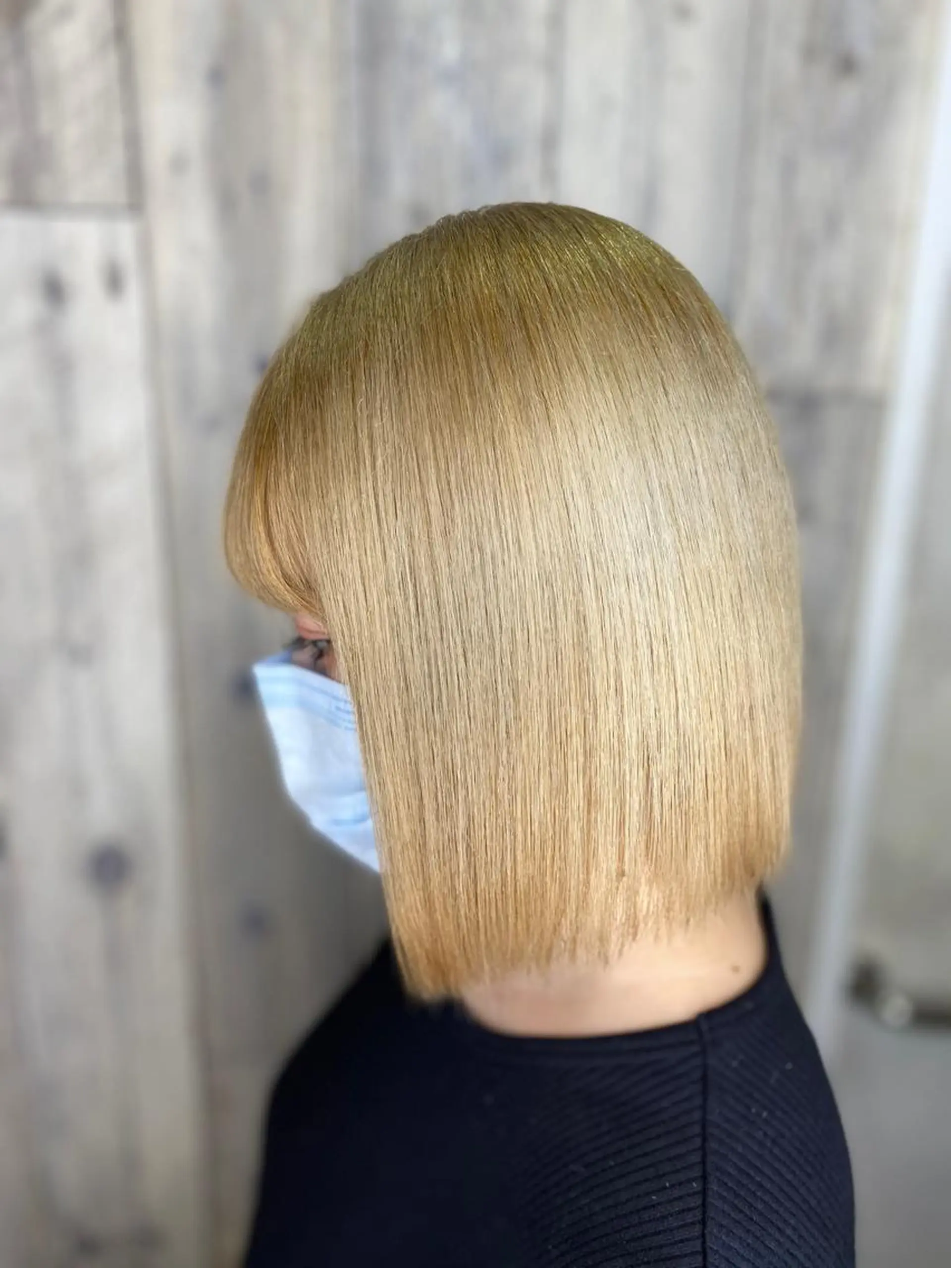 ショート カラー LOHAS Kanaのヘアスタイル