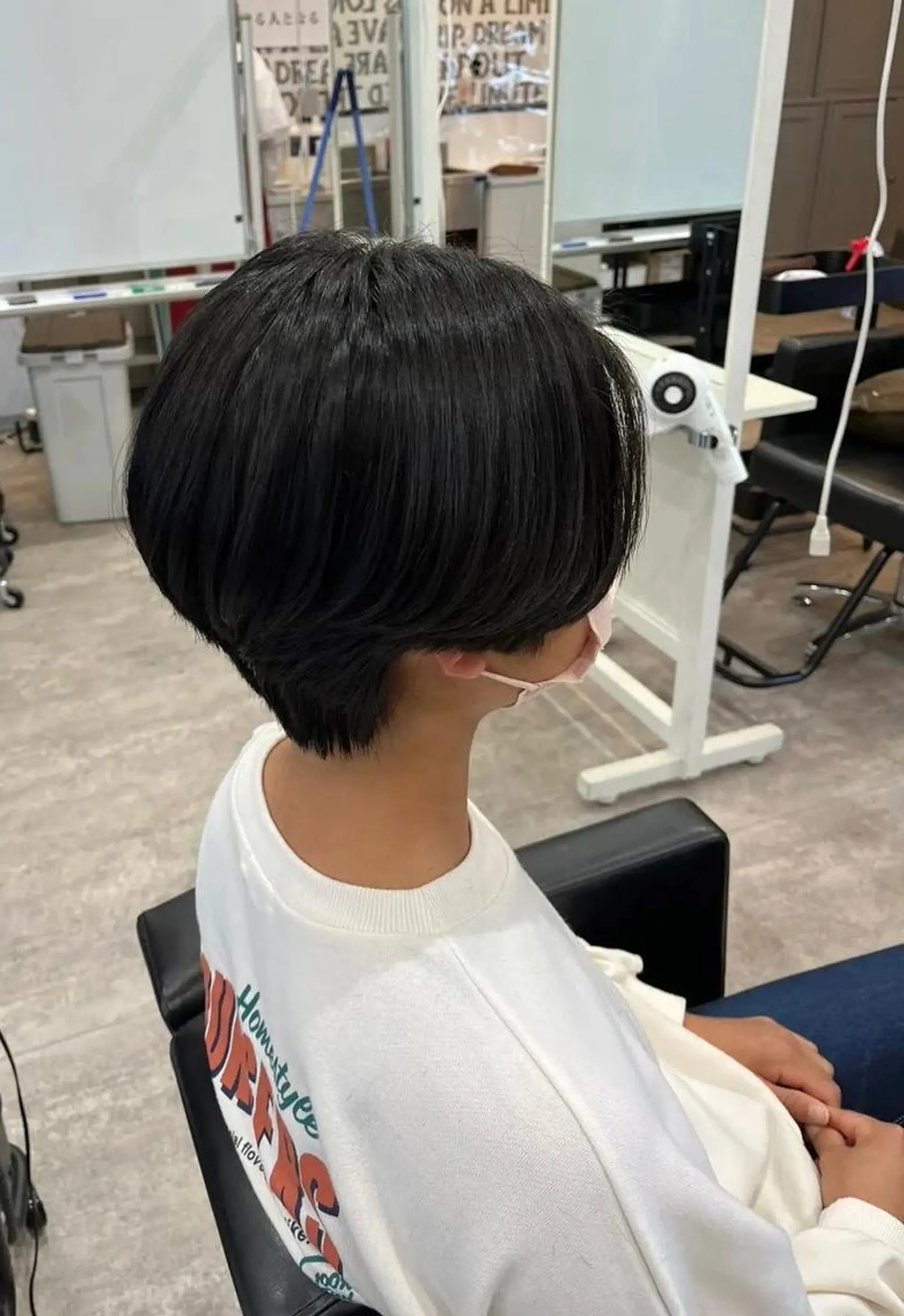 ショート ハンサムショート ショートヘア ♡ナナコ♡ レイヤー/艶髪のヘアスタイル