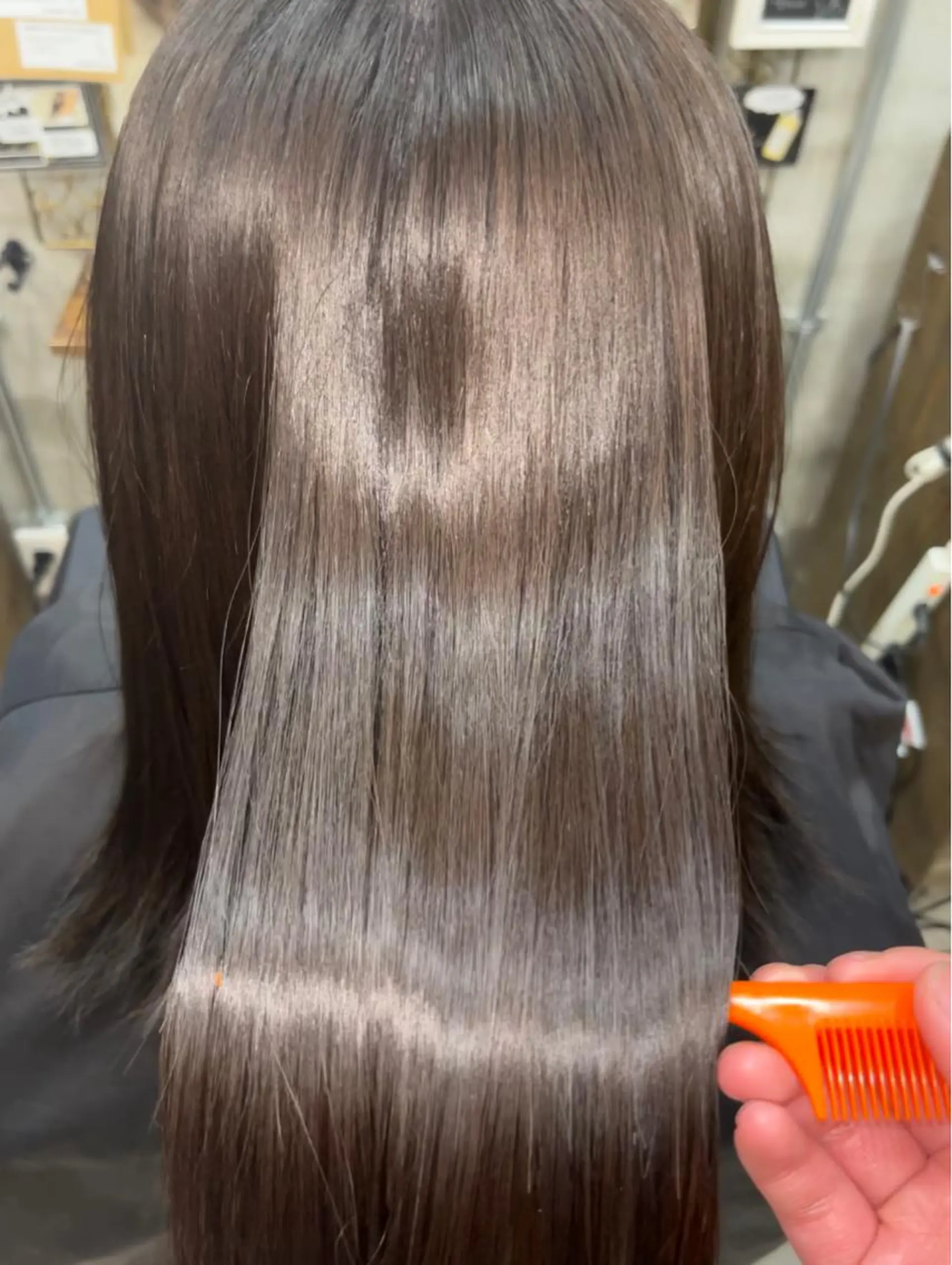 セミロング カラー トリートメント 艶髪/ハイトーン/ ヘアセット/モエノのヘアスタイル