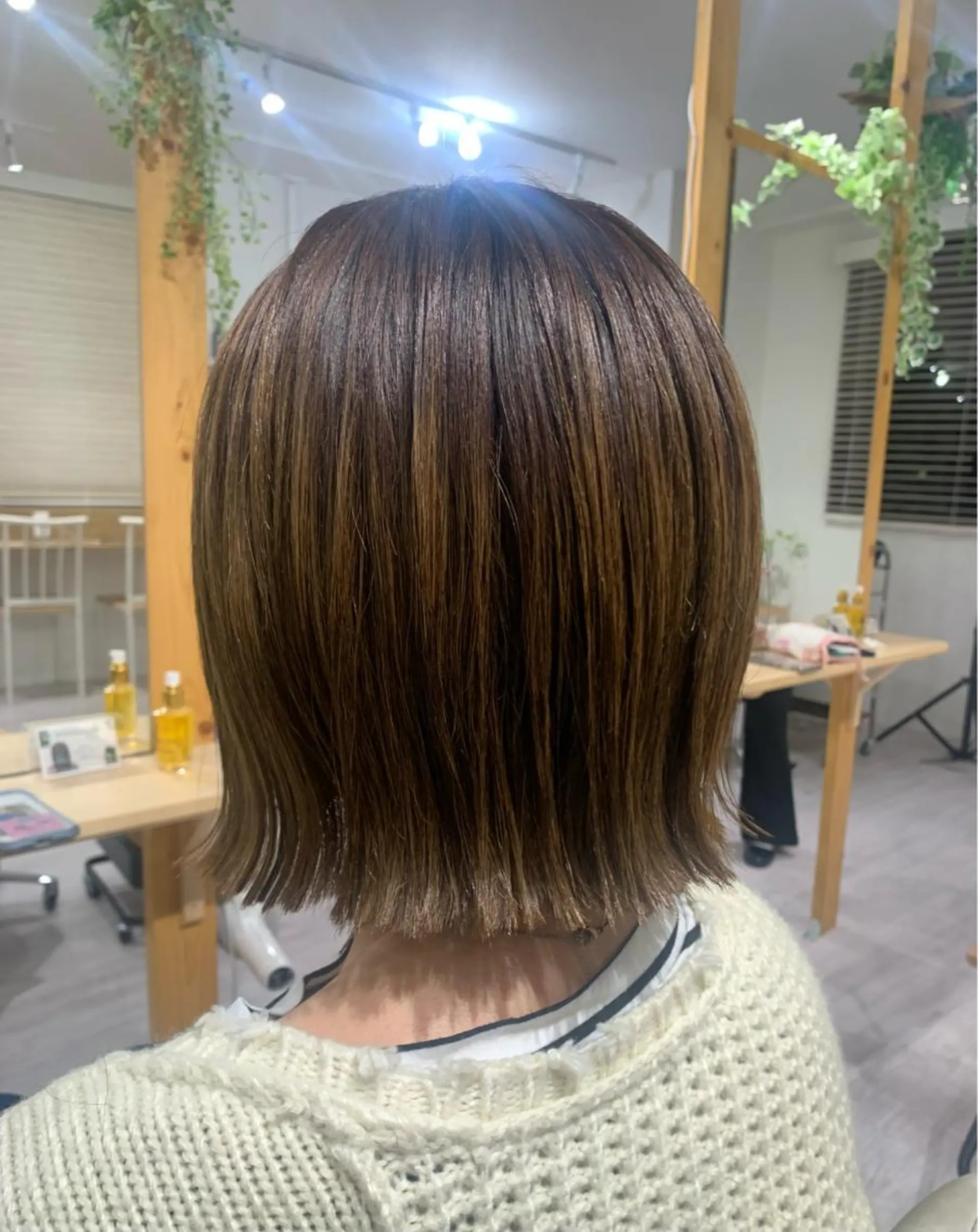 ショート ボブ ツヤカラー🤍 ARISAのヘアスタイル
