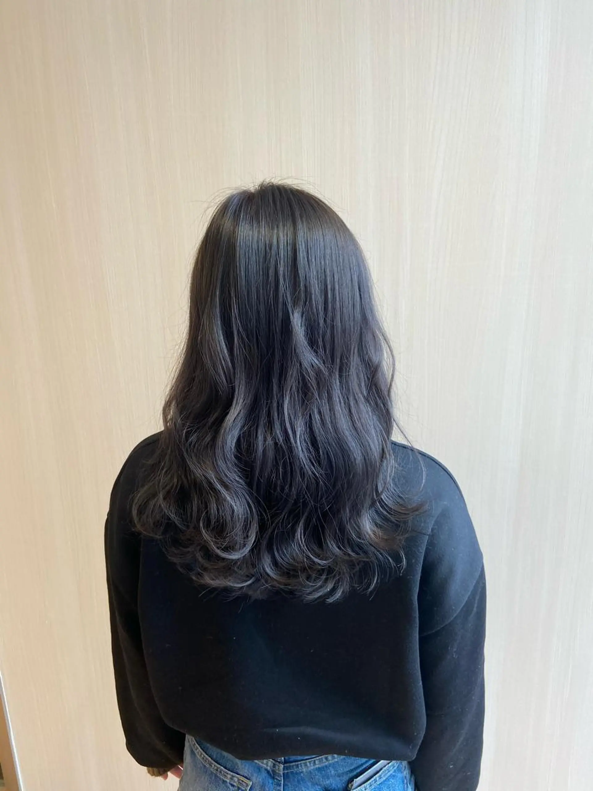 セミロング カラー 川本 あゆのヘアスタイル