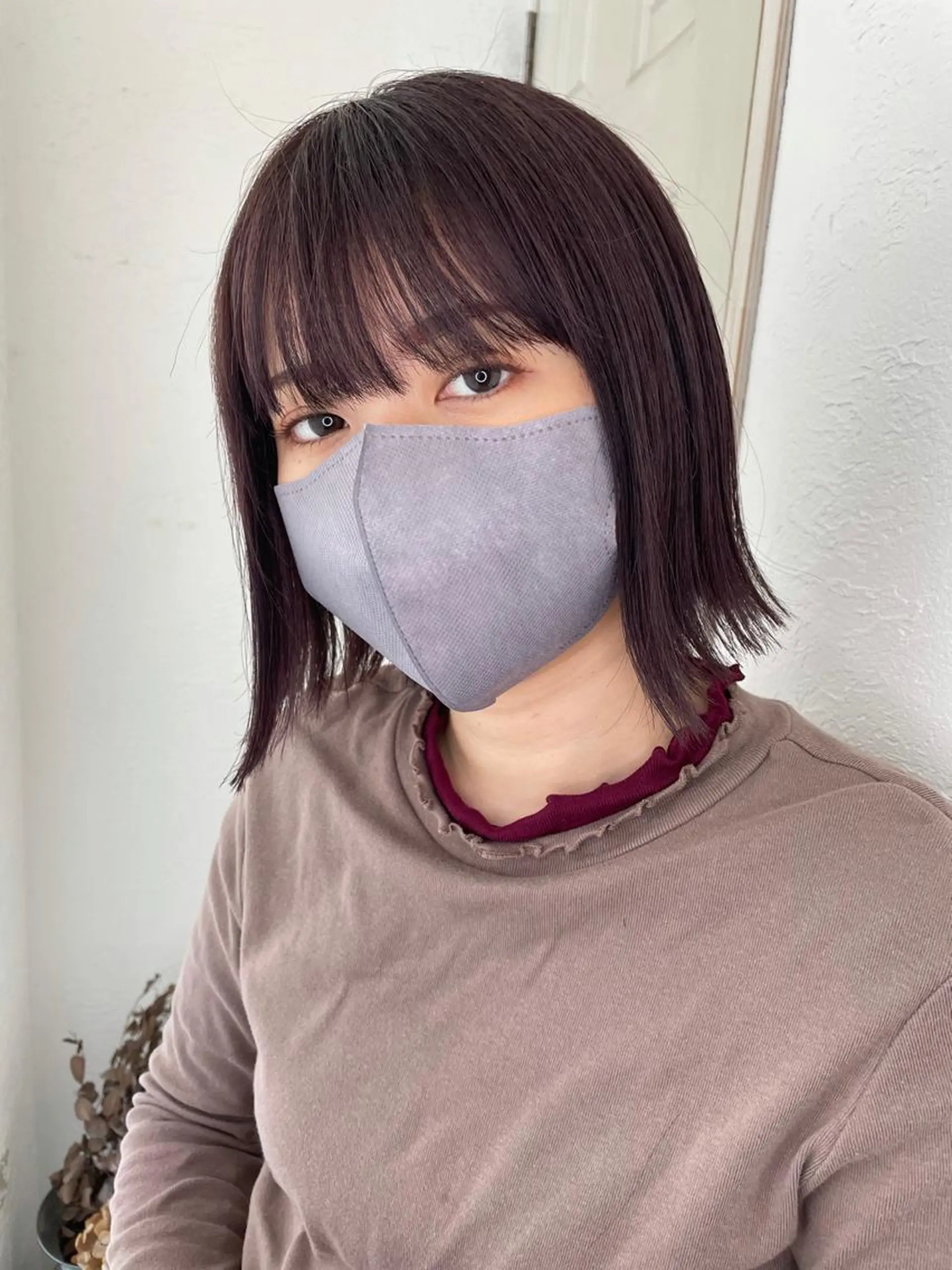 ミディアム カラー fio マナミのヘアスタイル