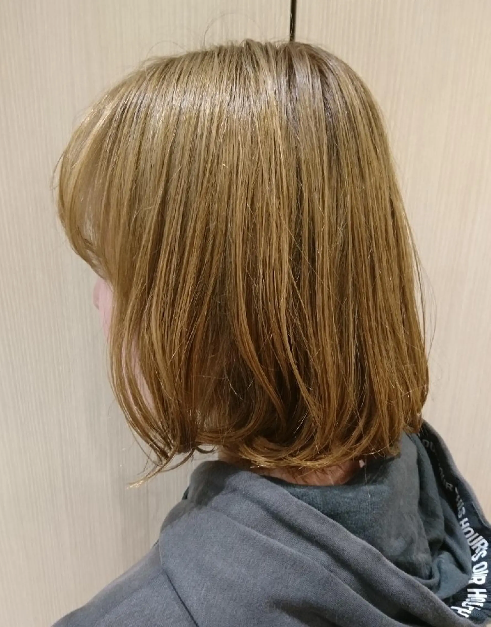 ミディアム カラー ヘアカラー トリートメント 社内カット講師・店長 菅原賢一のヘアスタイル