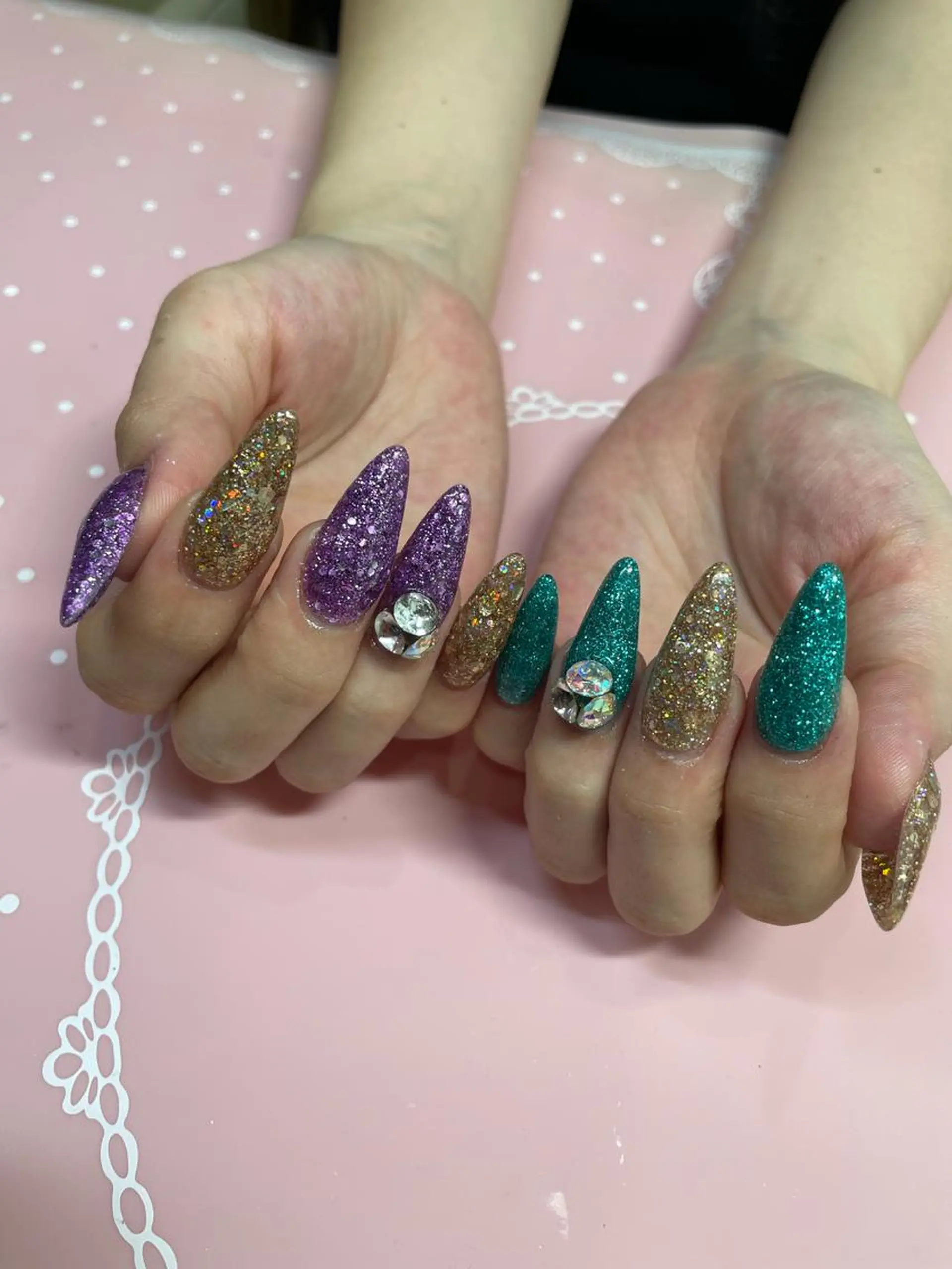 セミロング ネイル ハンドネイル 《LB》ラブリエ Nail&eyeのマツエク・マツパデザイン