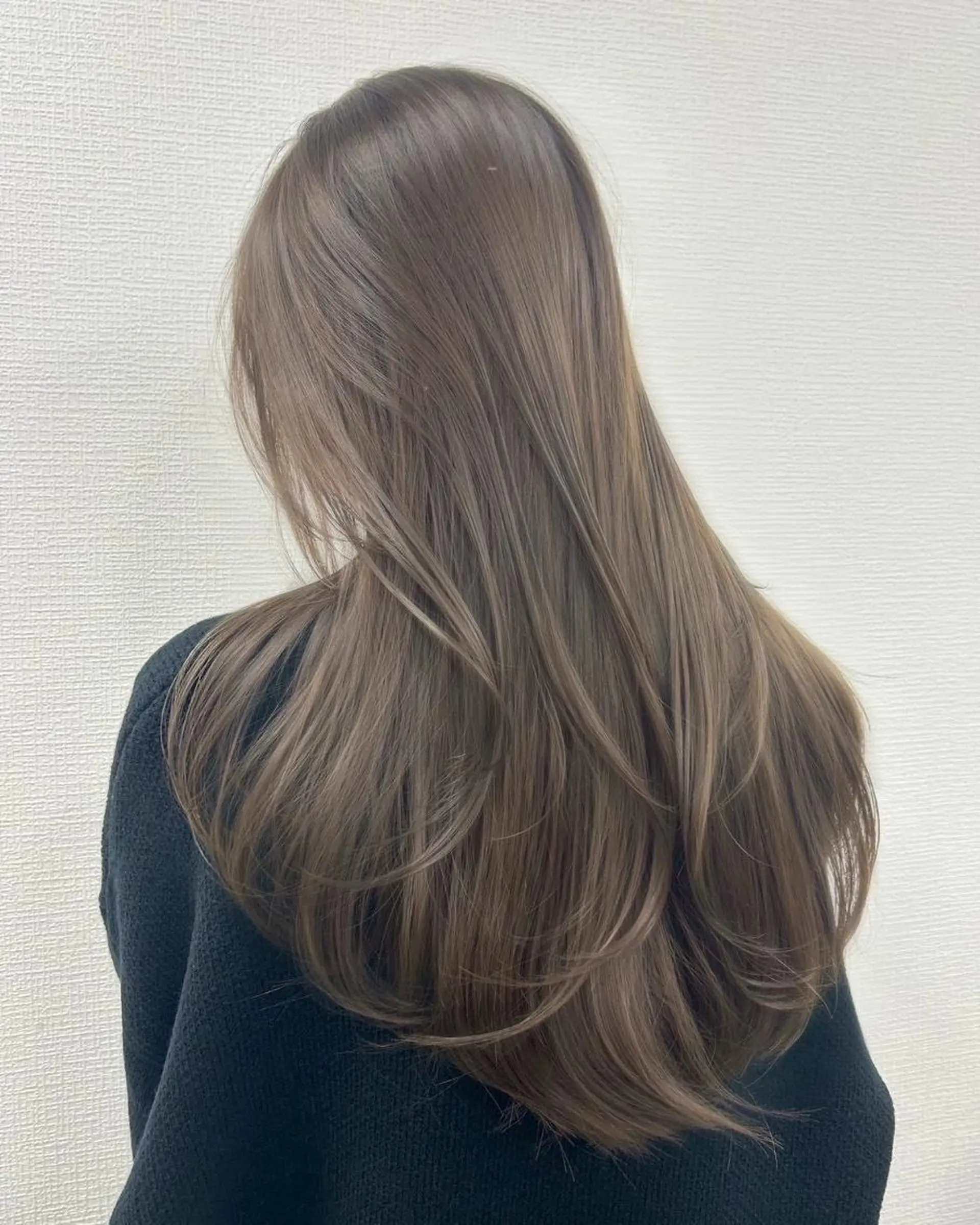 カラー 透明感ベージュ/ 韓国ヘア🤎横浜のヘアスタイル