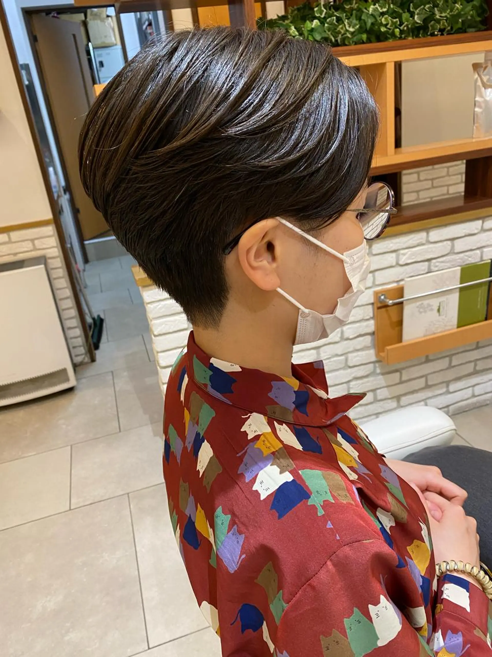 ショート カット ヘアカラー 伊藤 聖也のヘアスタイル