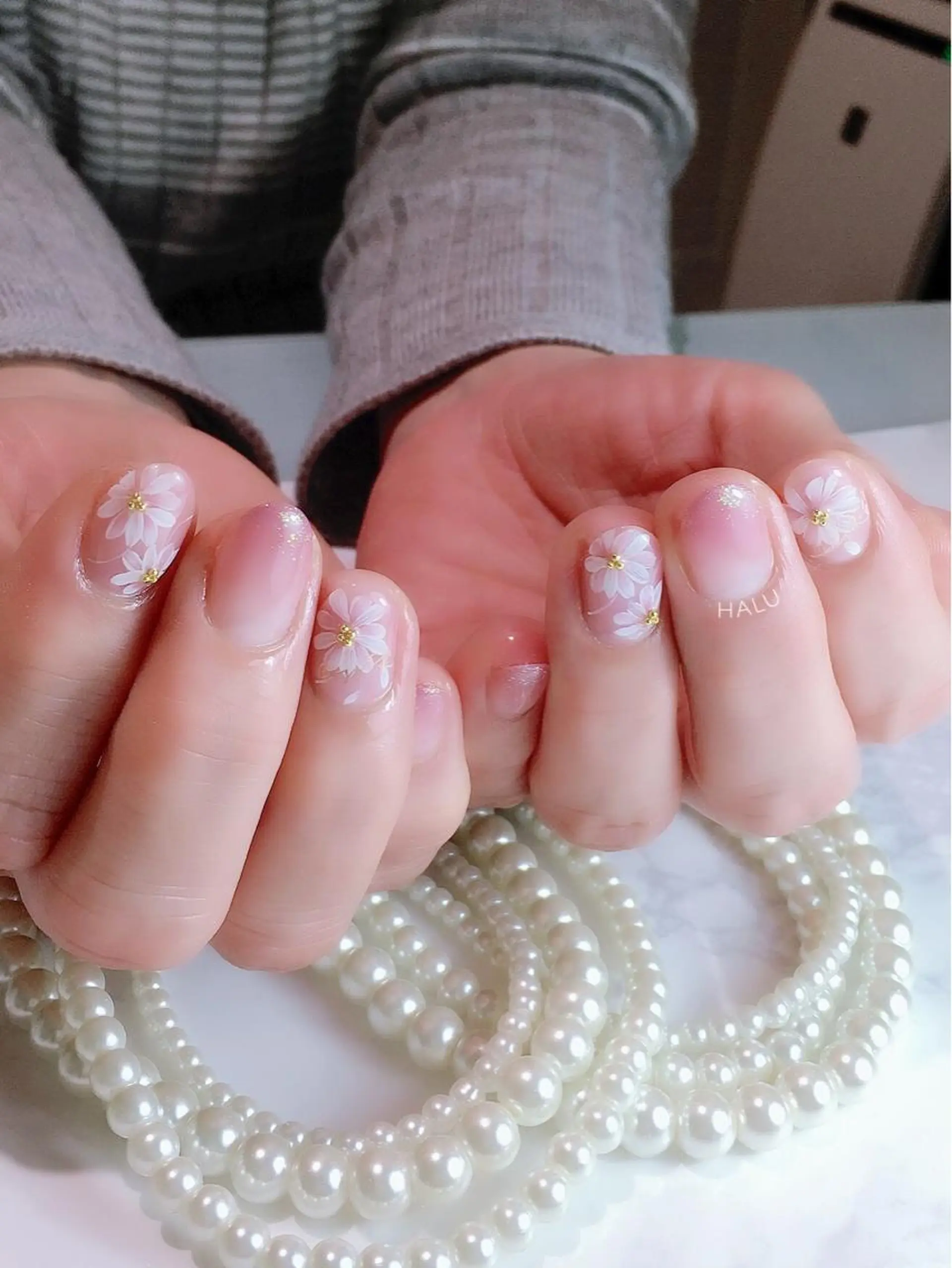 ネイル オフィスネイル HALU ハルのネイルデザイン