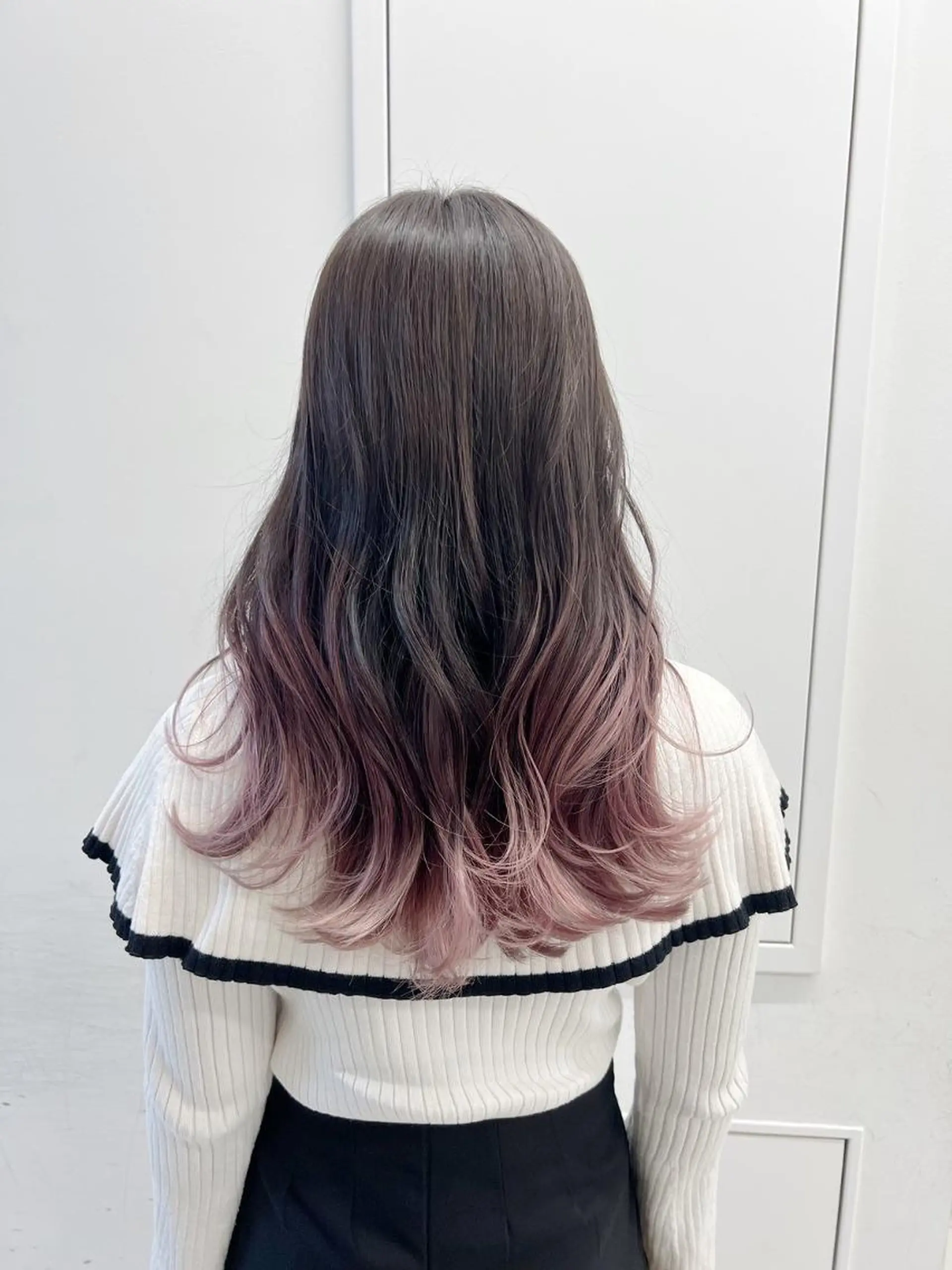 ロング カラー アディクシーカラー アッシュ ブルーカラー ダークアッシュ グレージュ 【公式】amble luxe池袋東口🩷のヘアスタイル