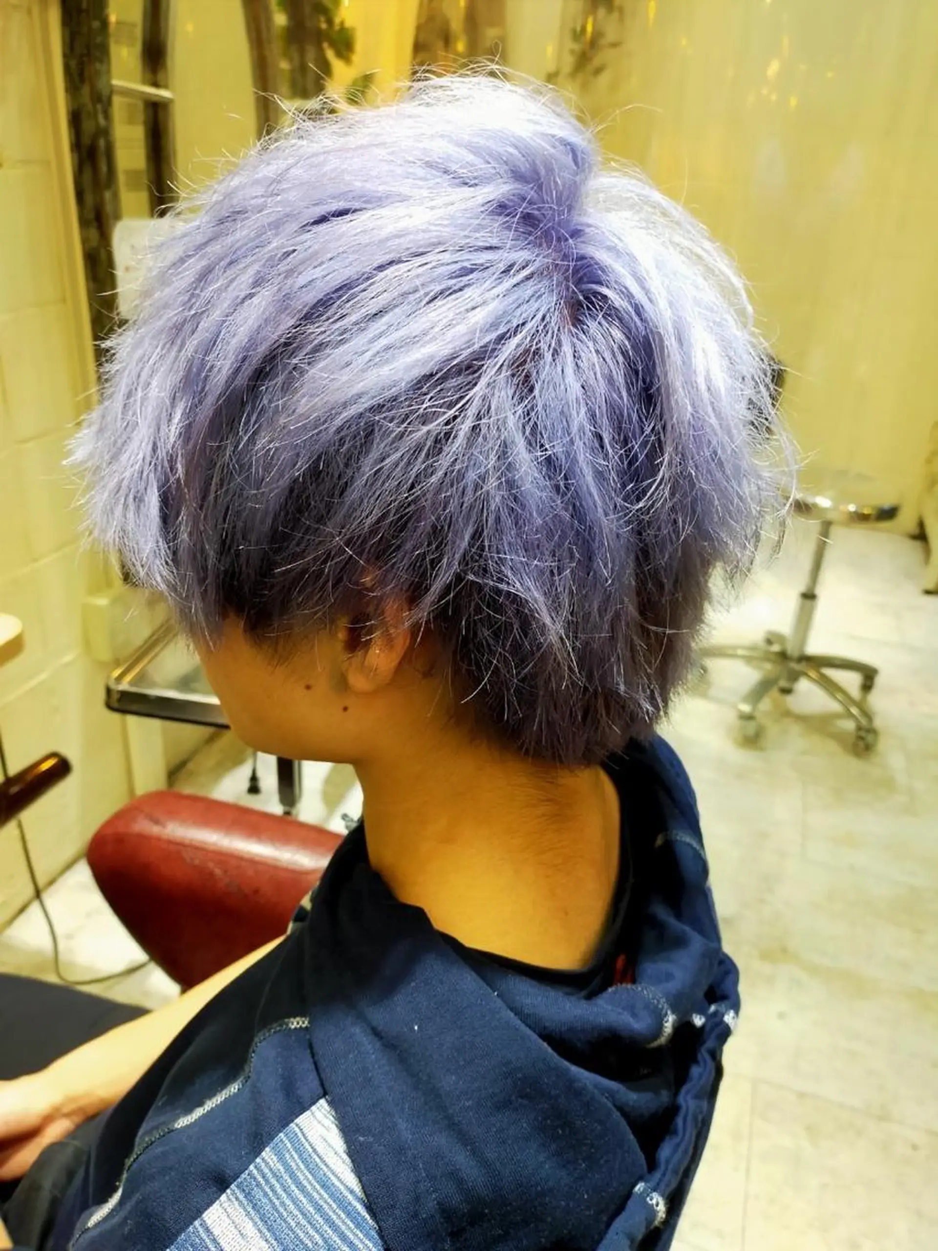 ミディアム カラー特化 横川　翔希のヘアスタイル